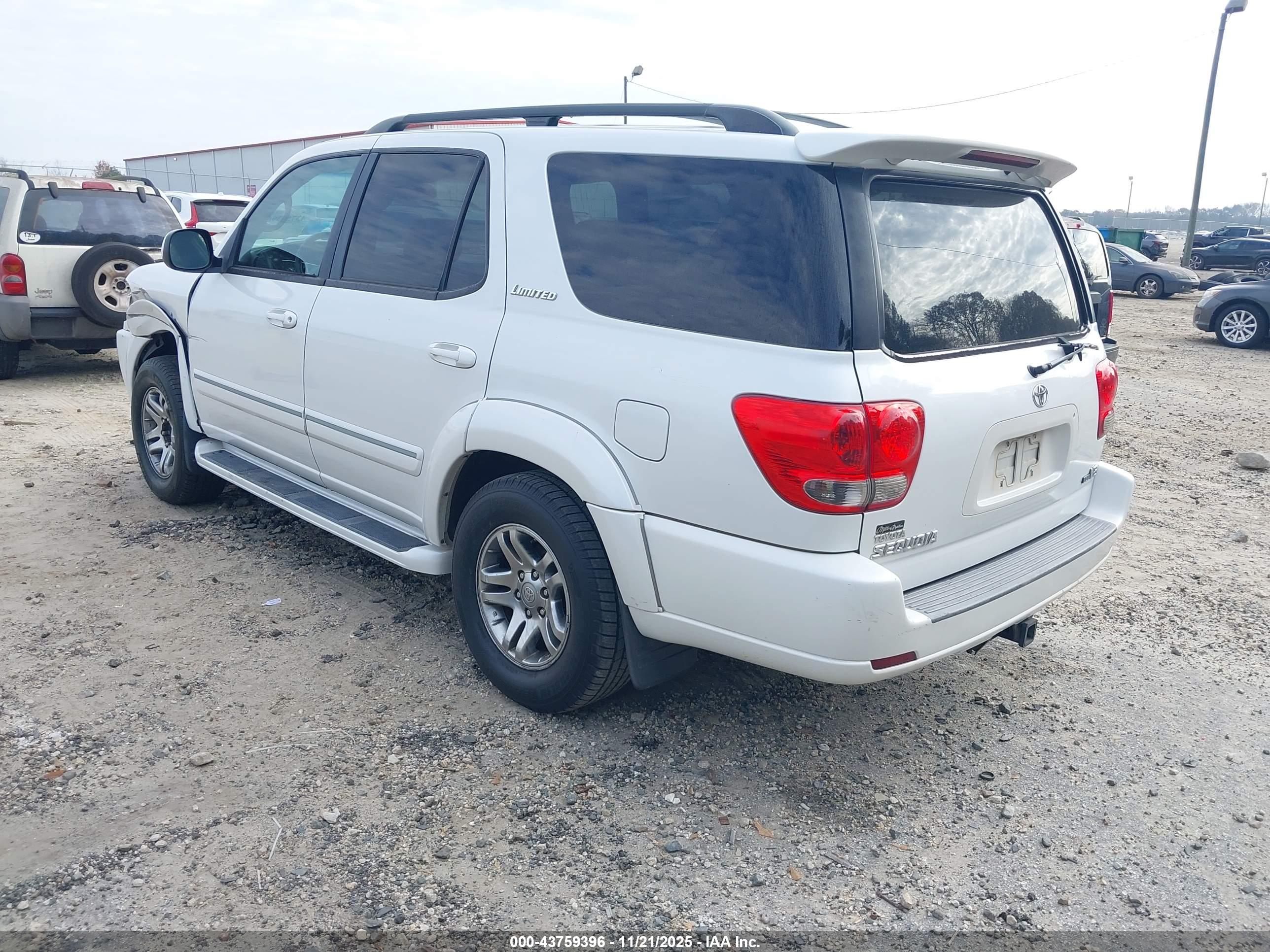 TOYOTA SEQUOIA image 3