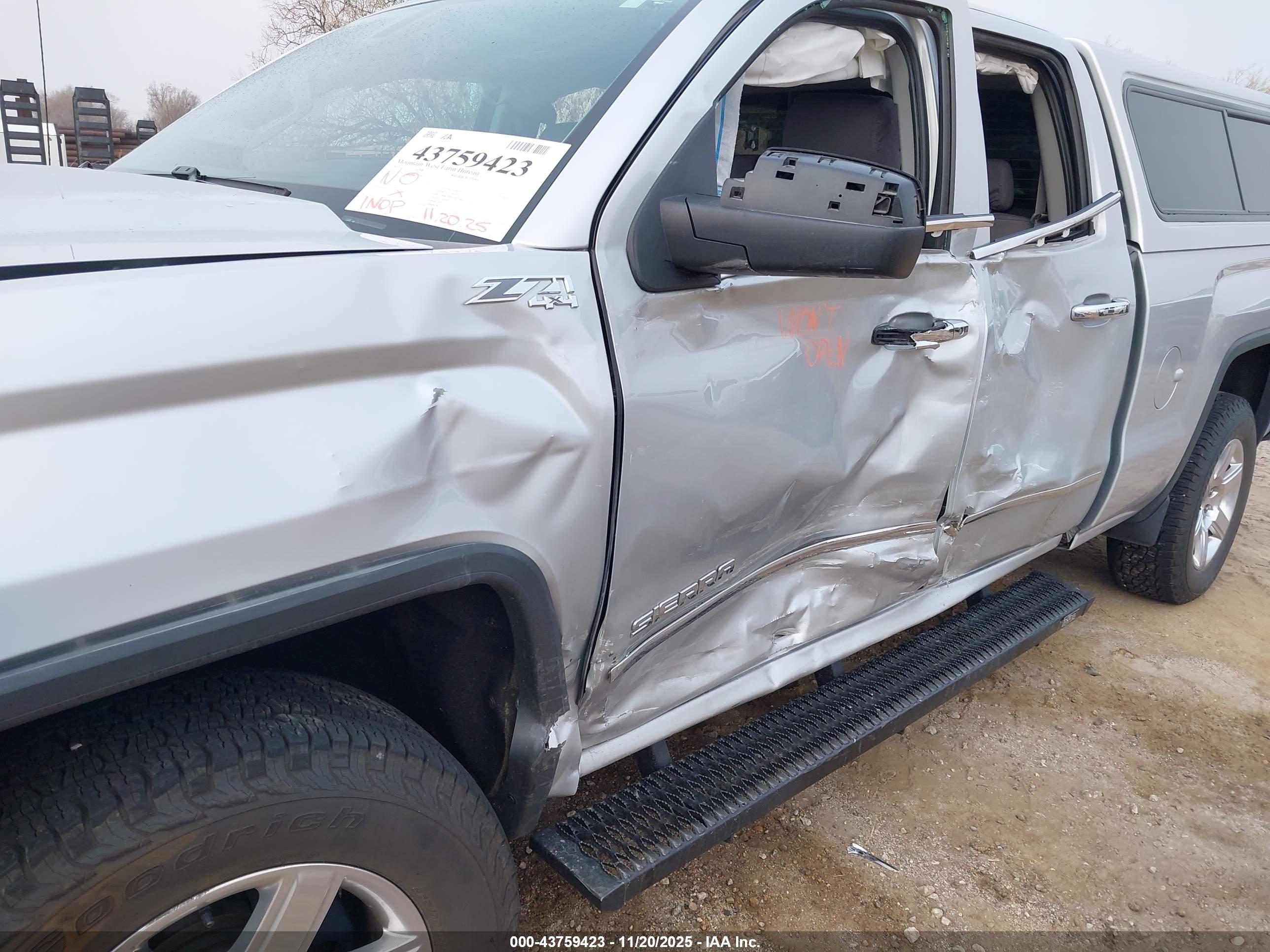 GMC SIERRA image 6