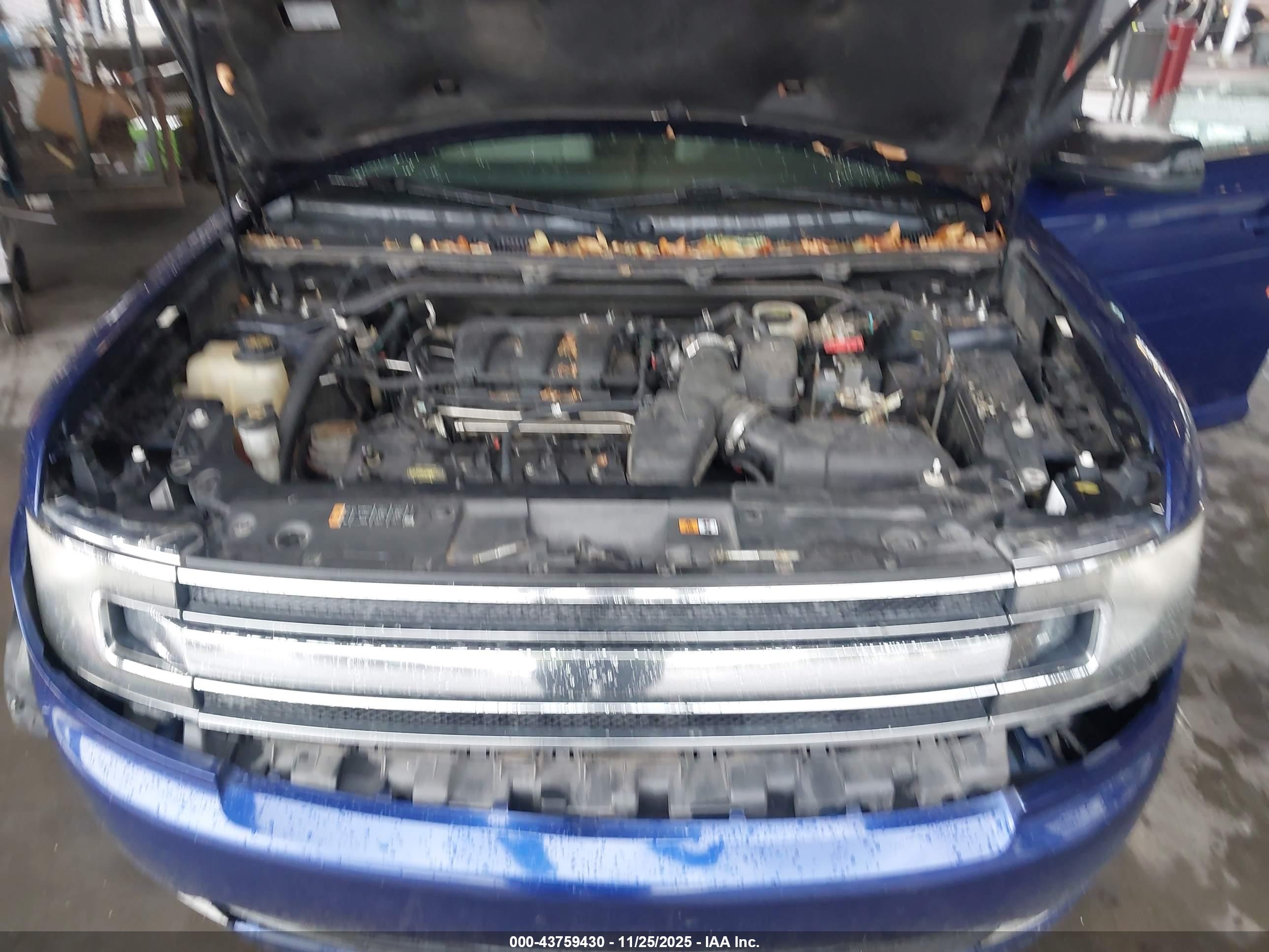 FORD FLEX image 10