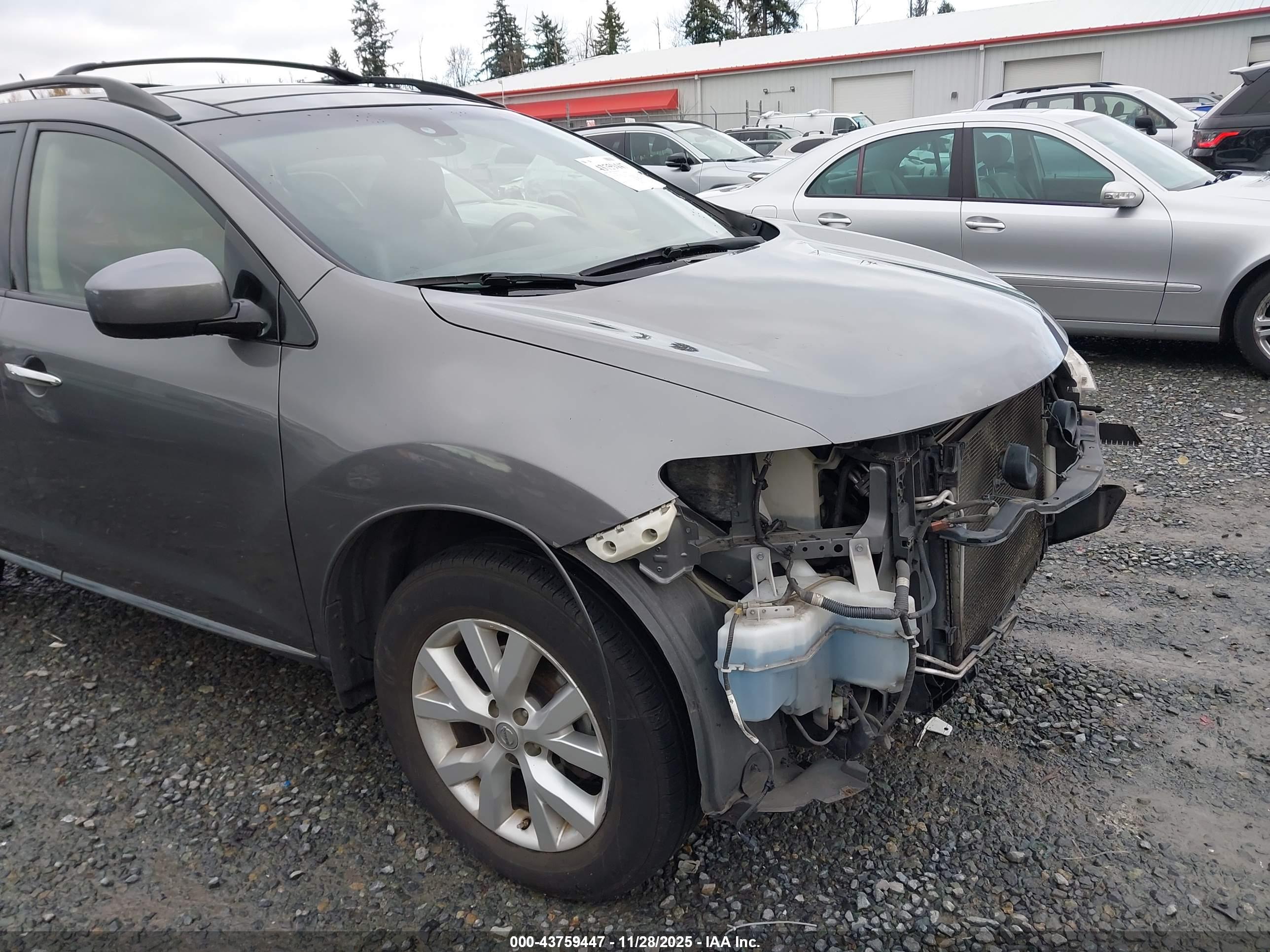 NISSAN MURANO image 6