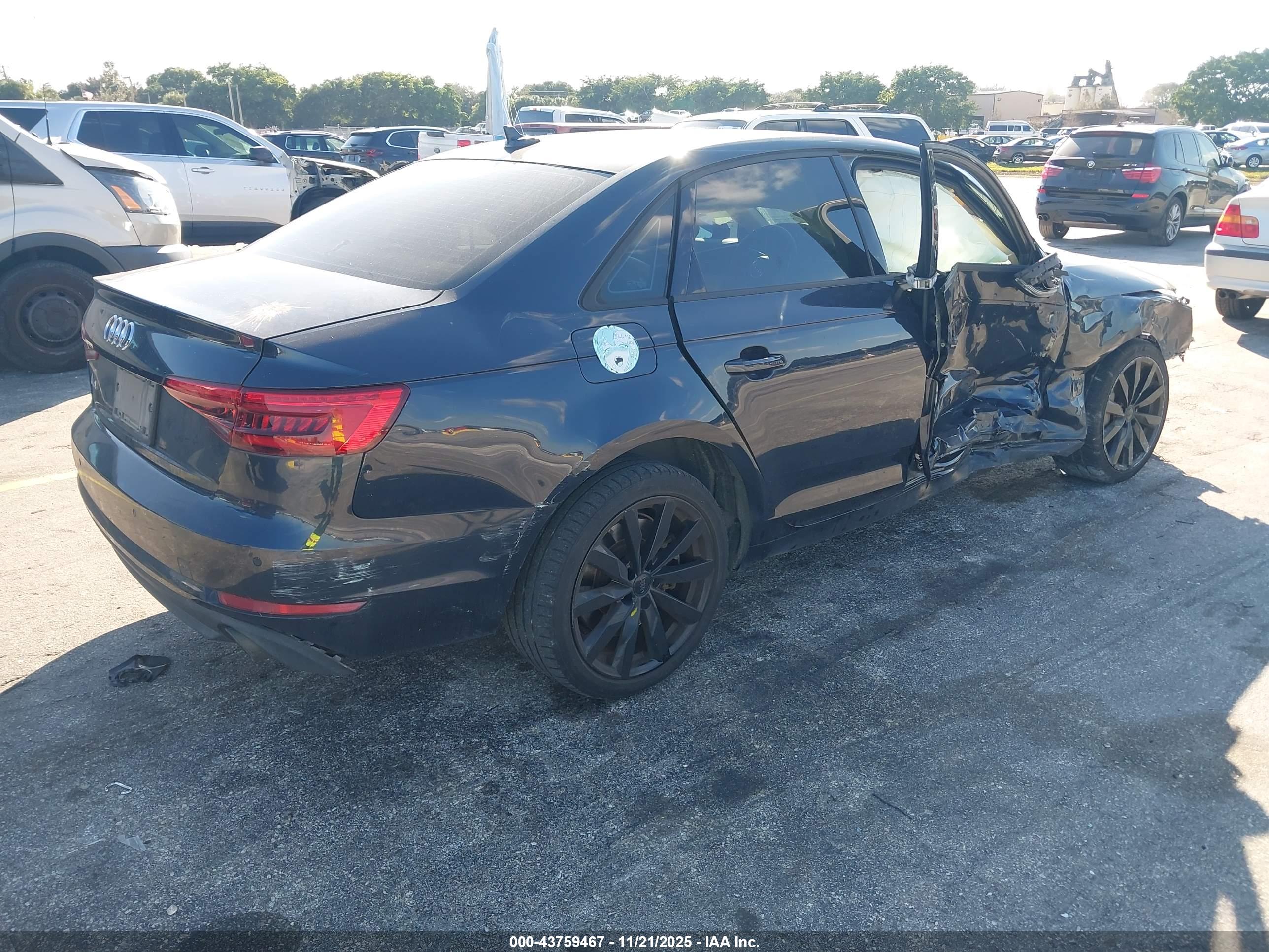 AUDI A4 image 4