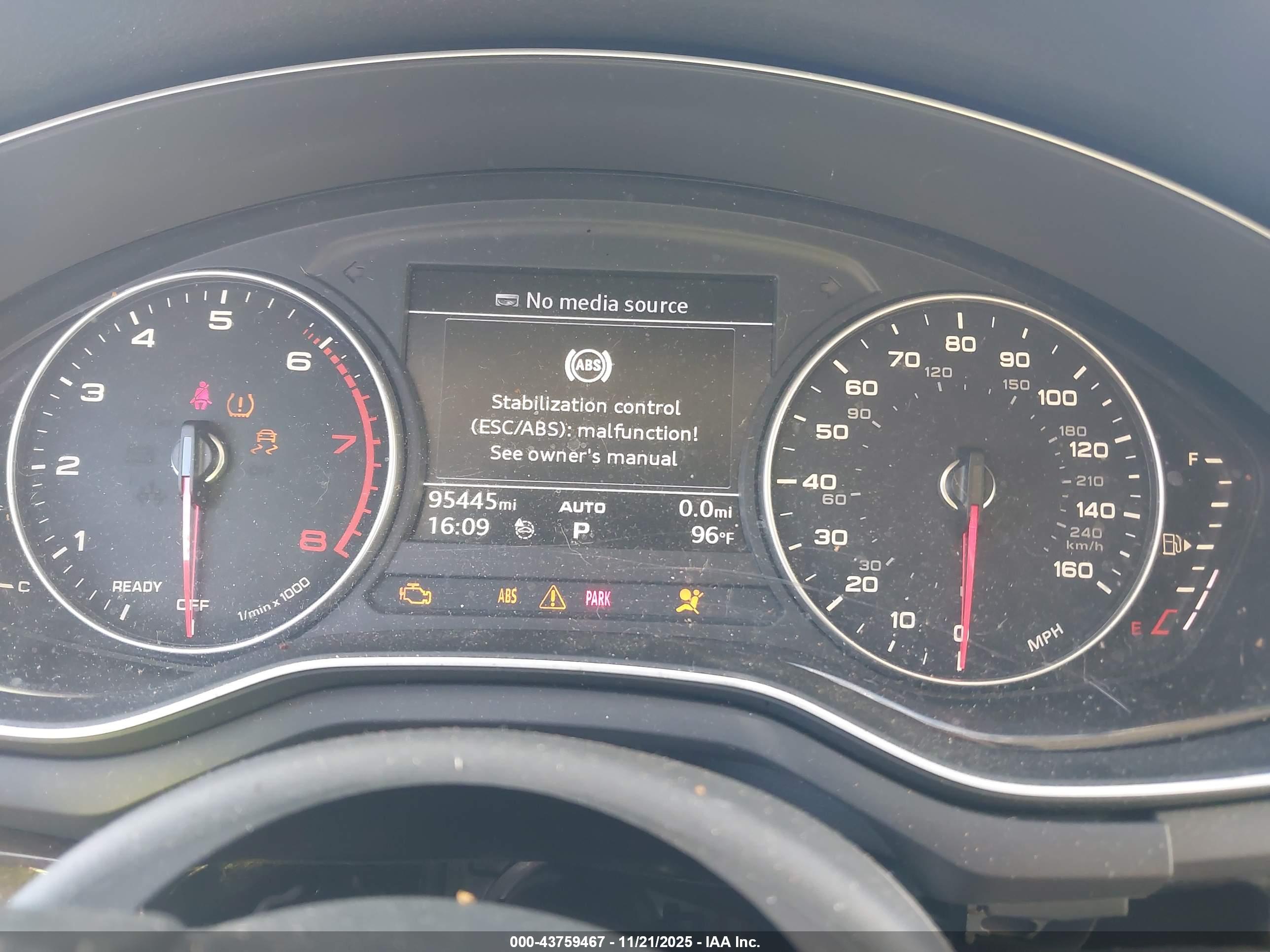AUDI A4 image 7