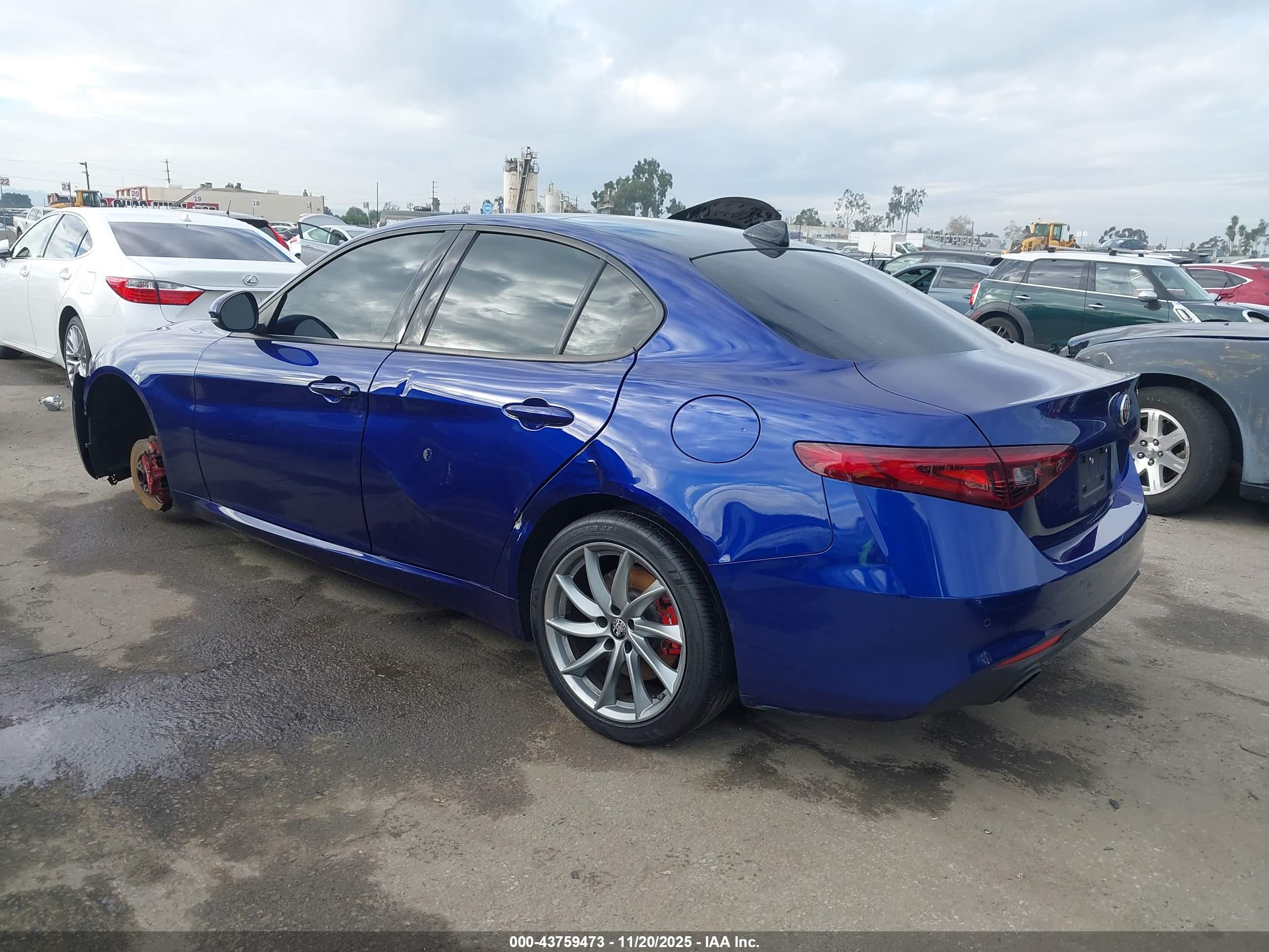 ALFA ROMEO image 3