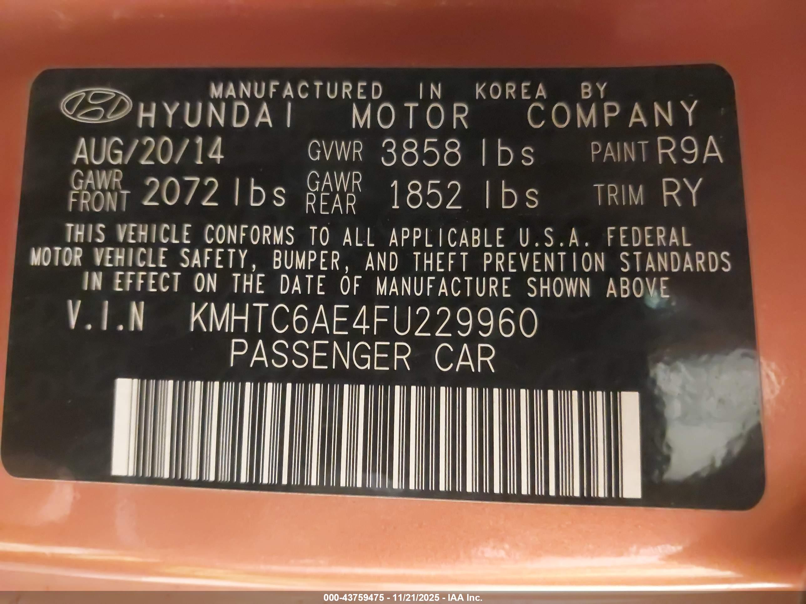 HYUNDAI VELOSTER image 9