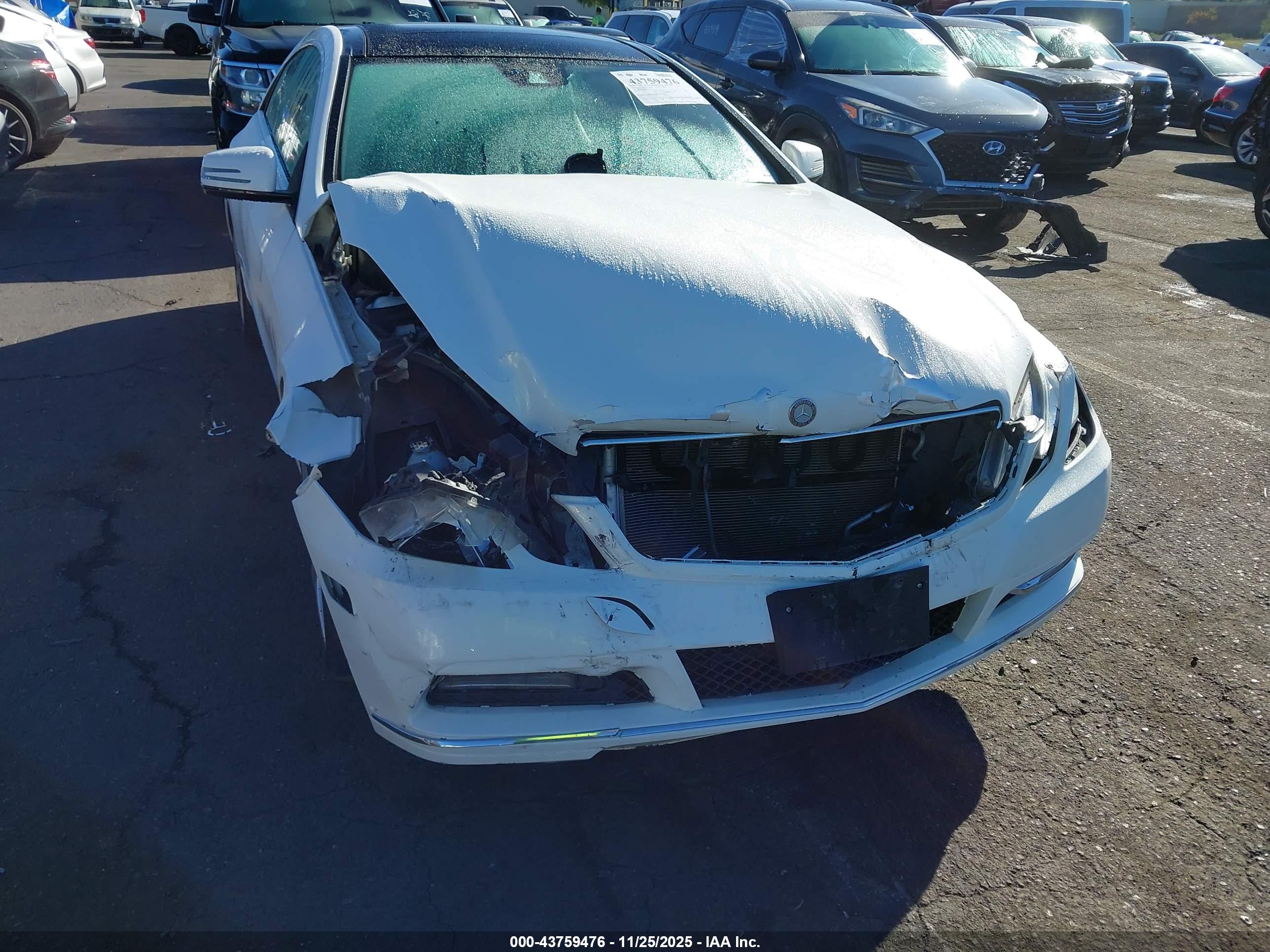 MERCEDES-BENZ E image 6