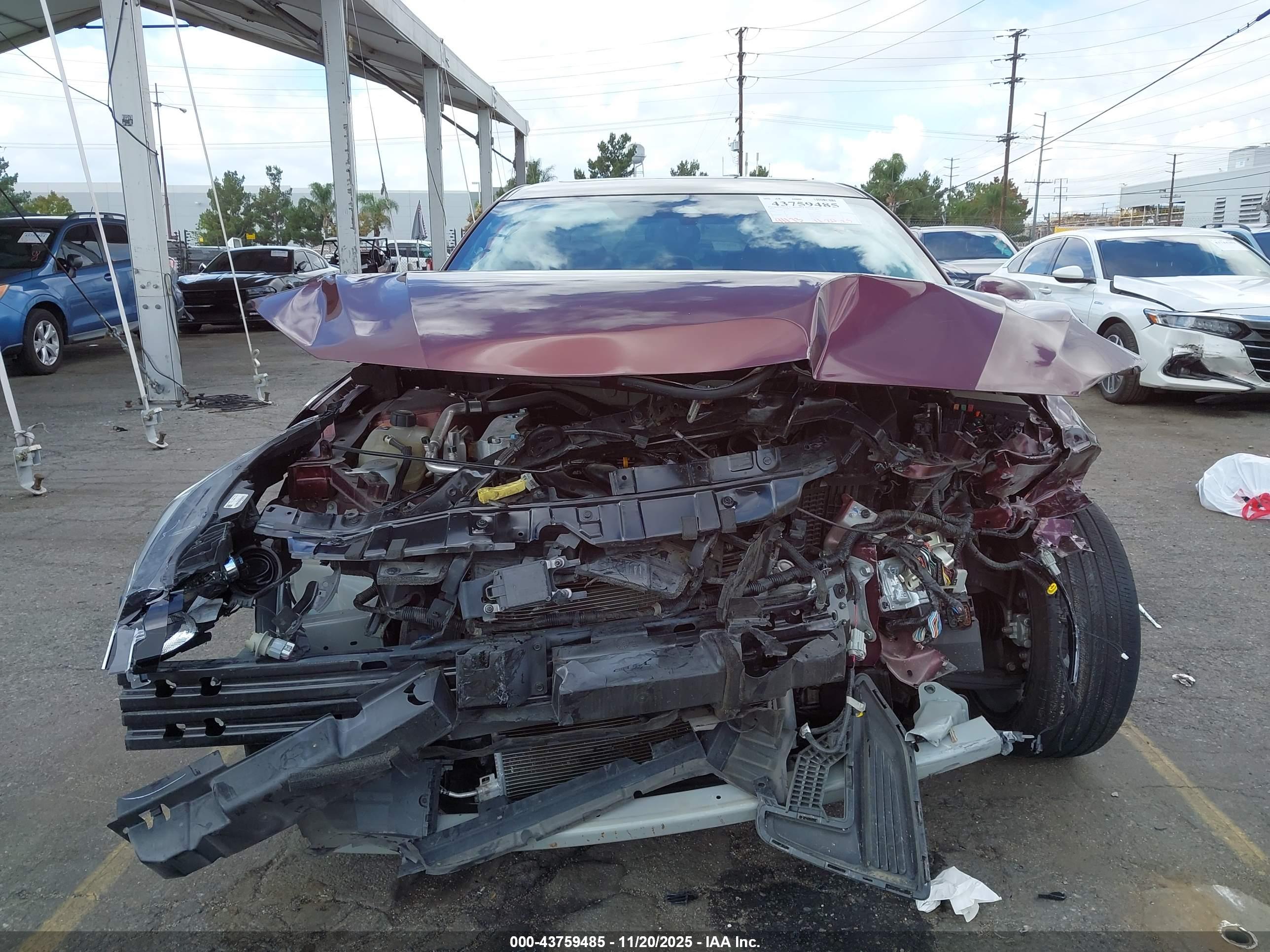 NISSAN SENTRA image 6