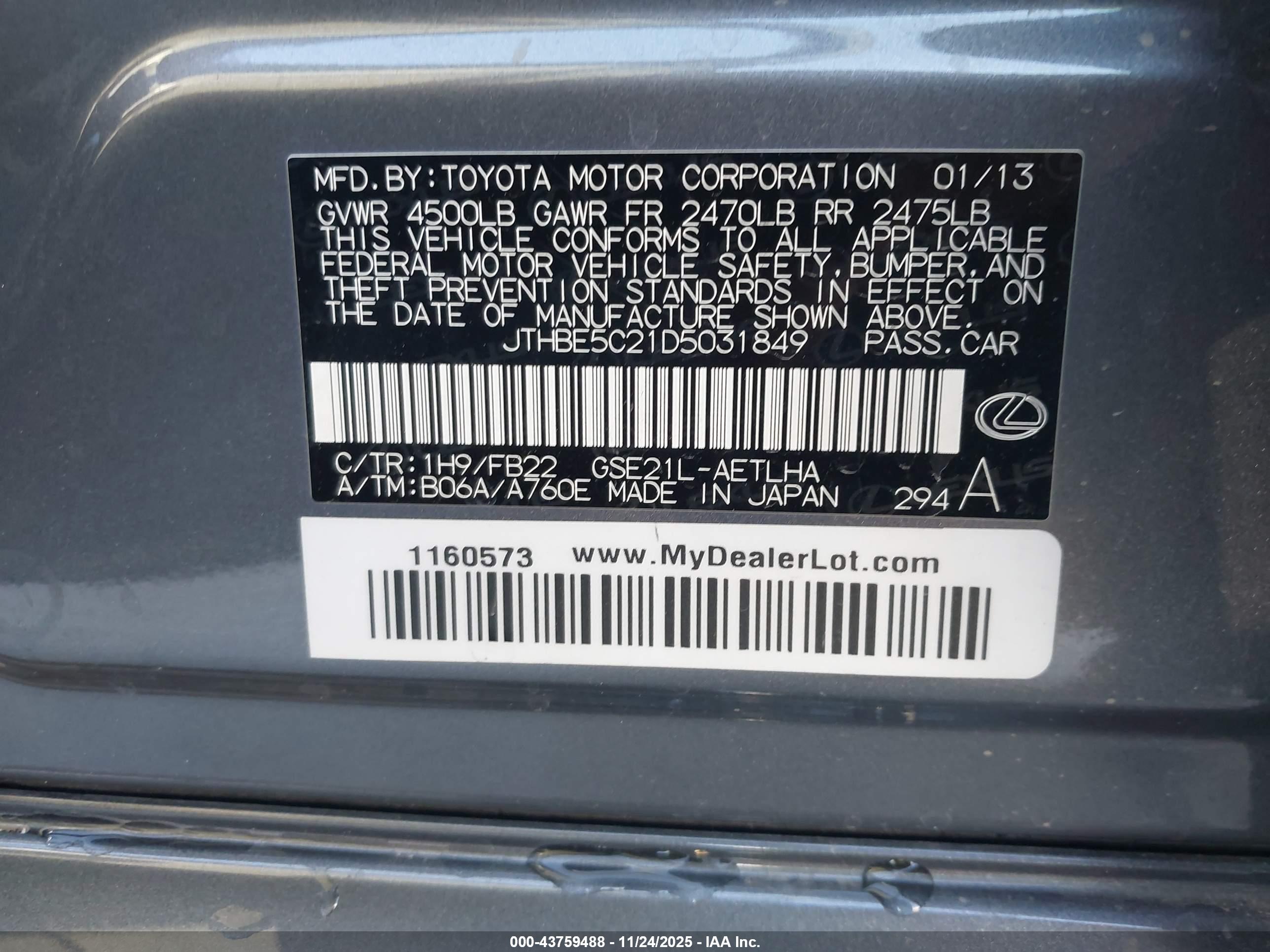 LEXUS IS image 9