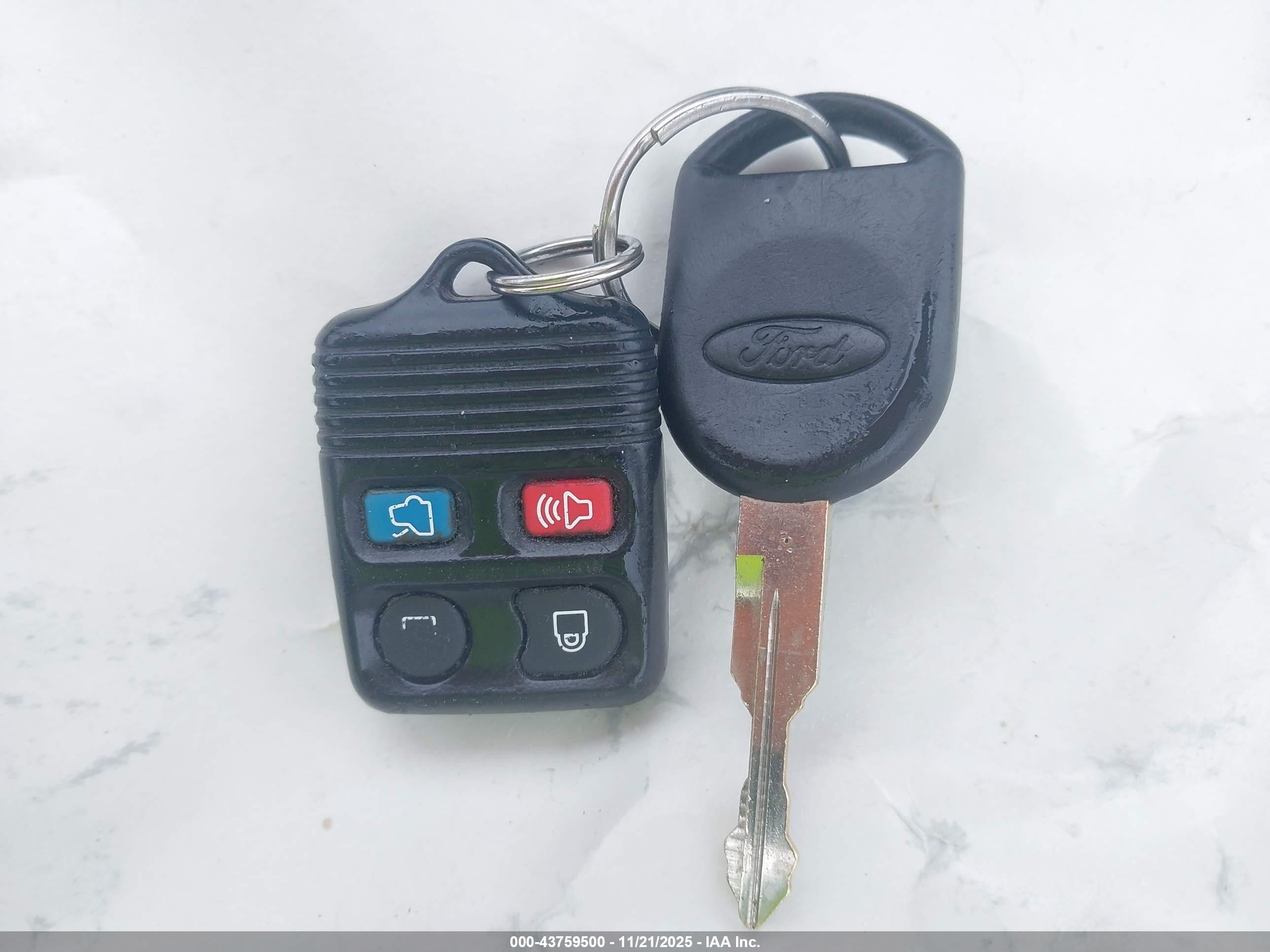 FORD EXPLORER image 11
