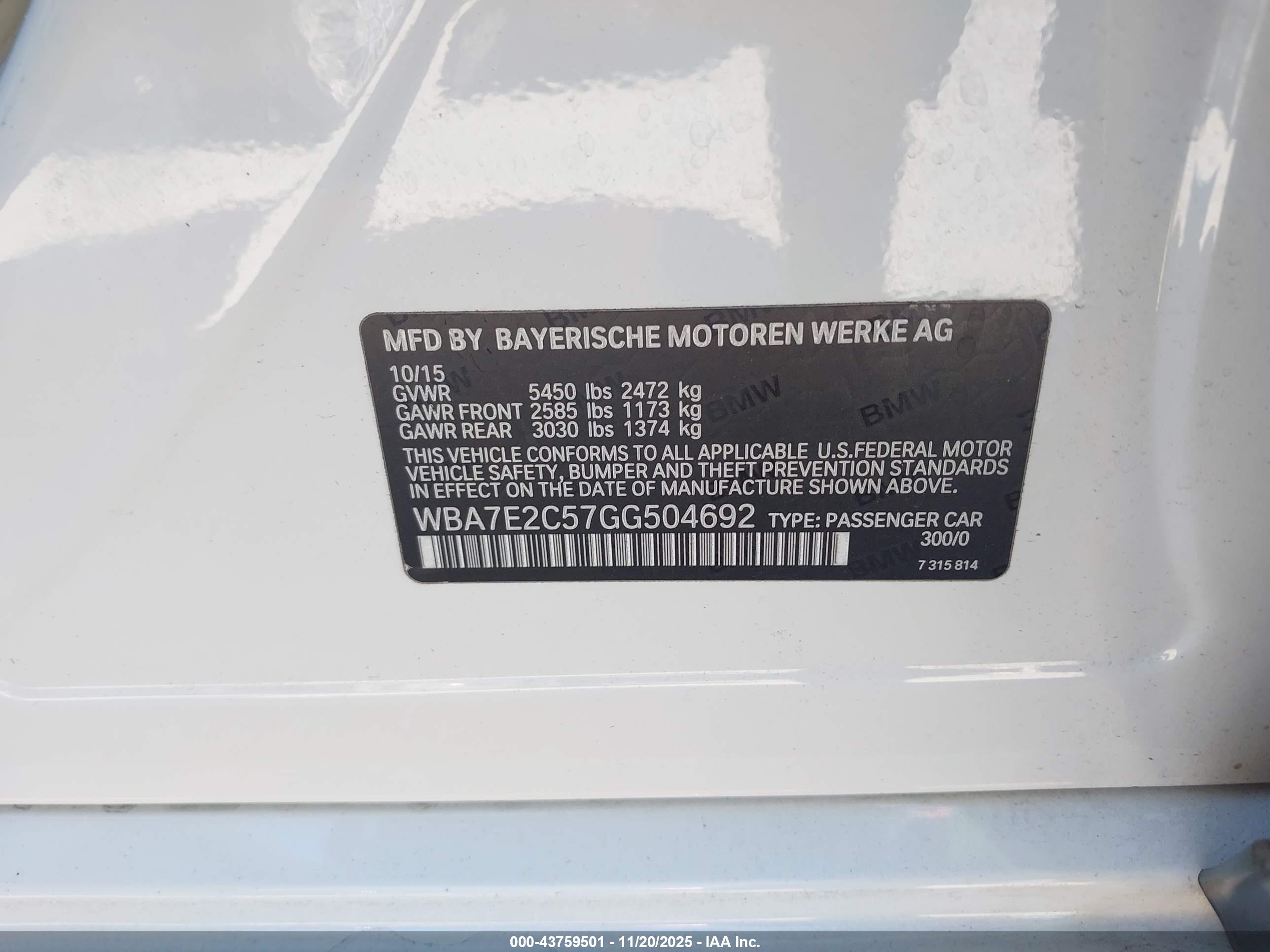 BMW 740I image 9