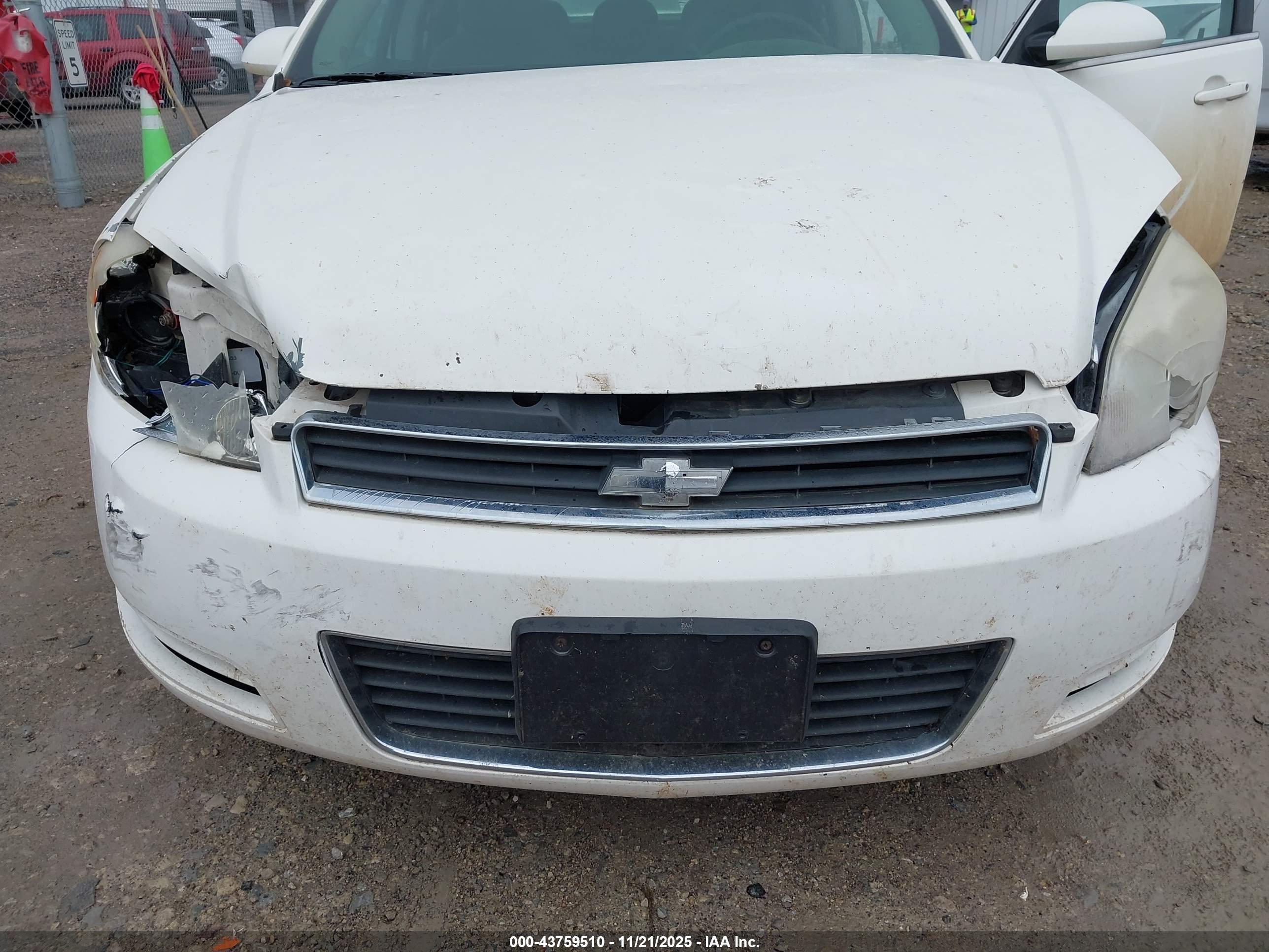 CHEVROLET IMPALA image 6