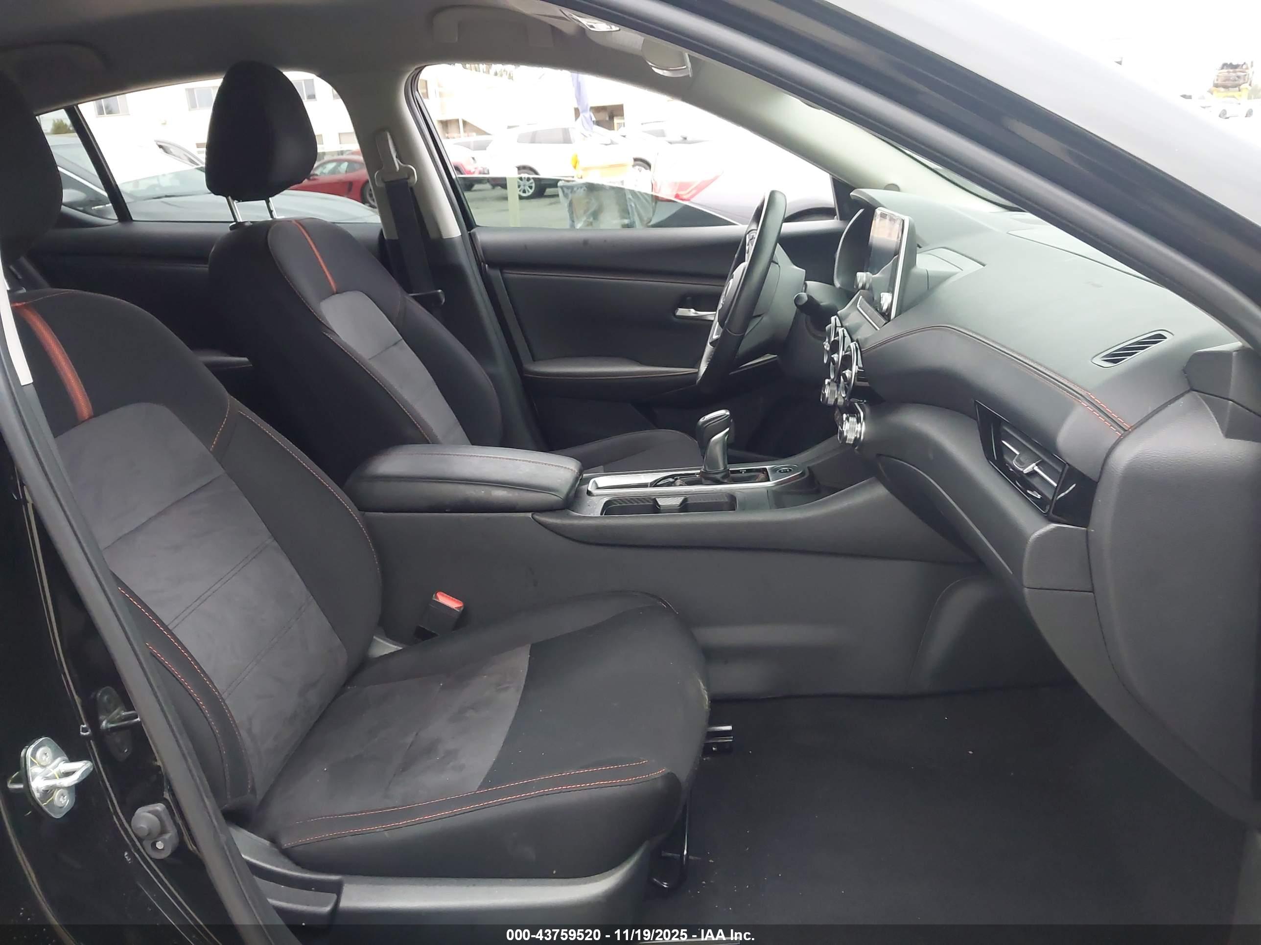 NISSAN SENTRA image 5