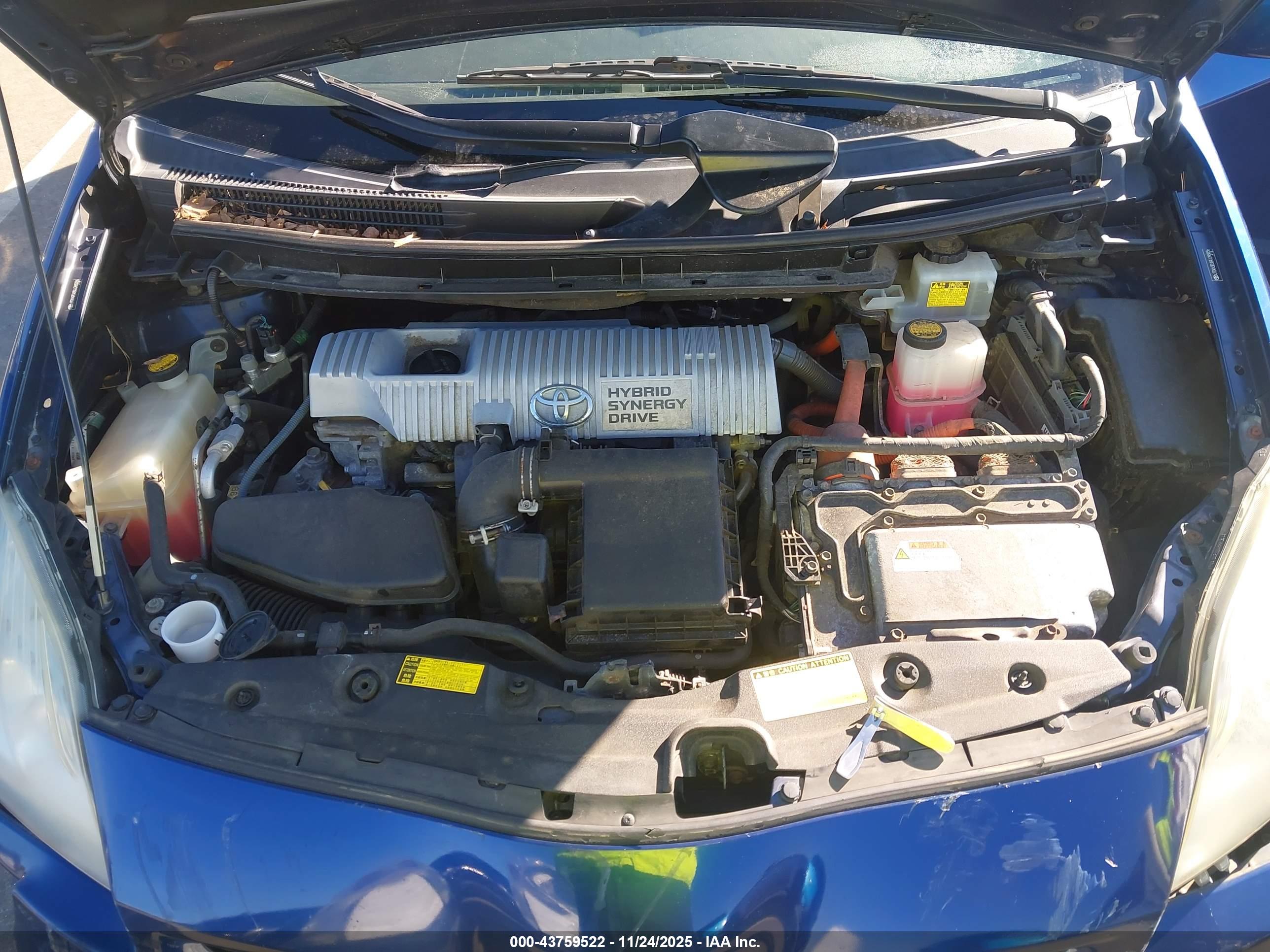 TOYOTA PRIUS image 10