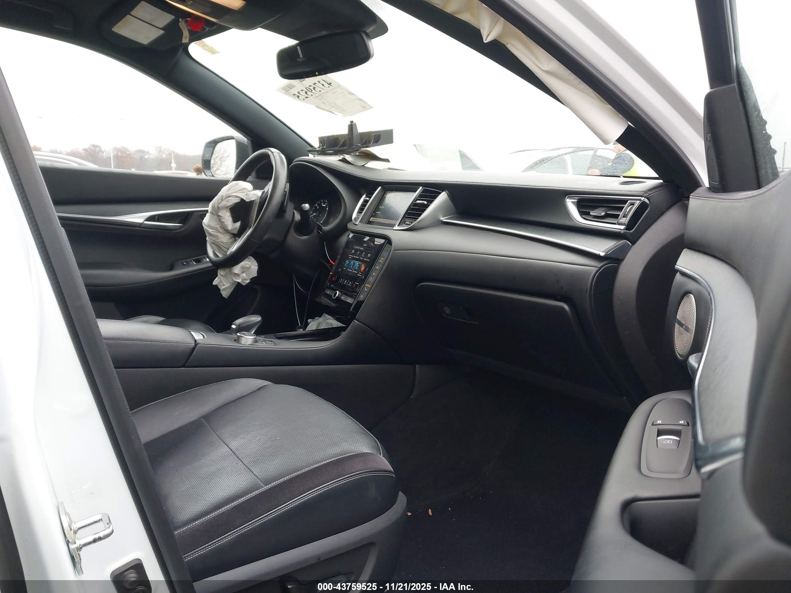 INFINITI QX55 image 5