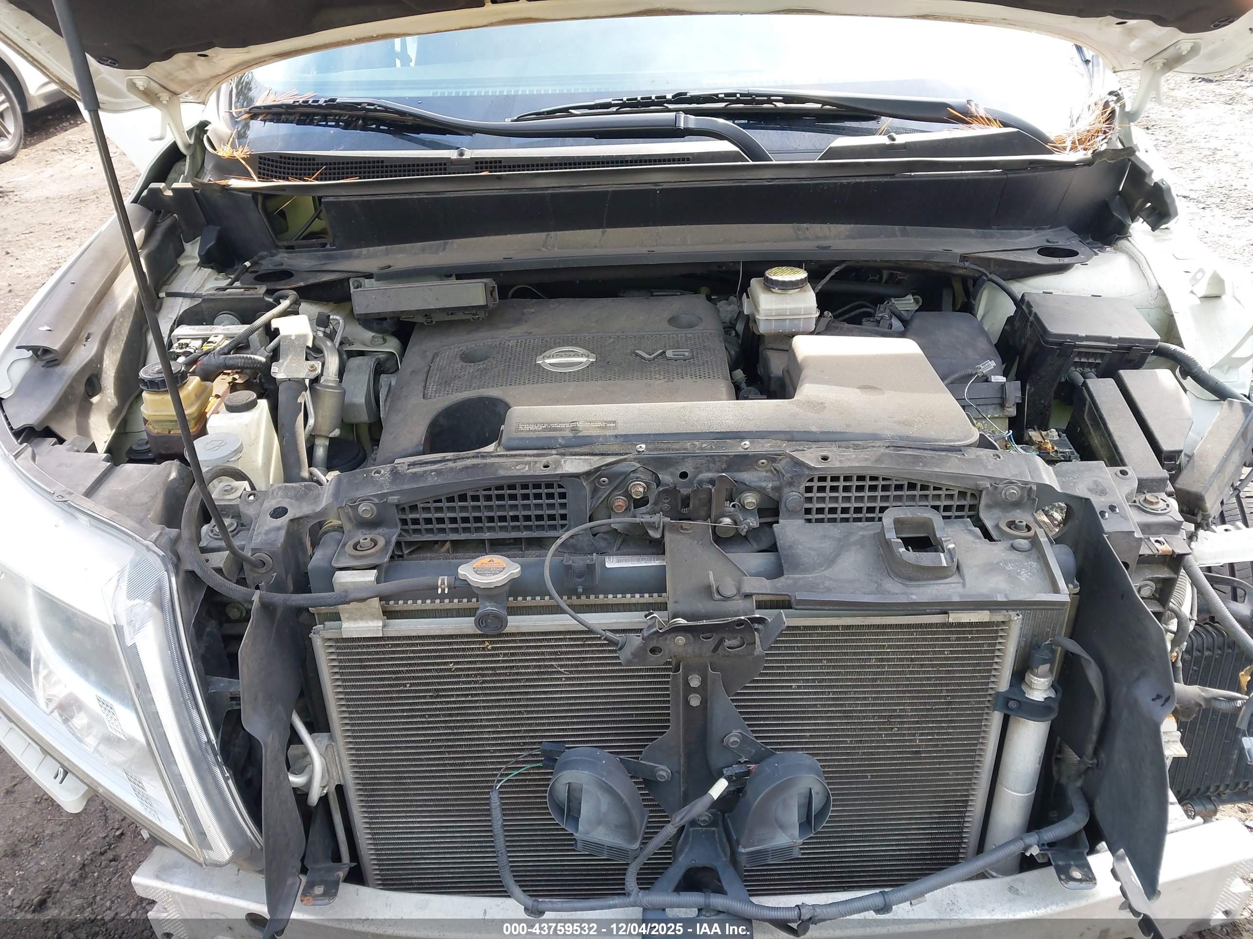 NISSAN PATHFINDER image 10