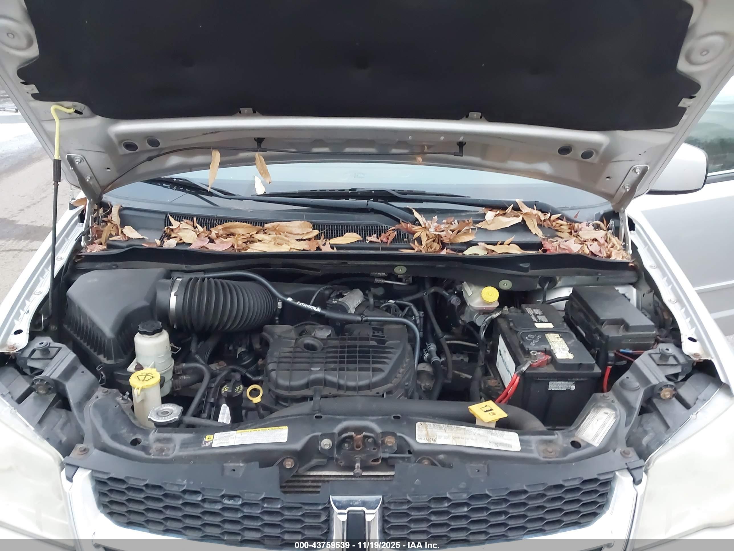 DODGE GRAND image 10