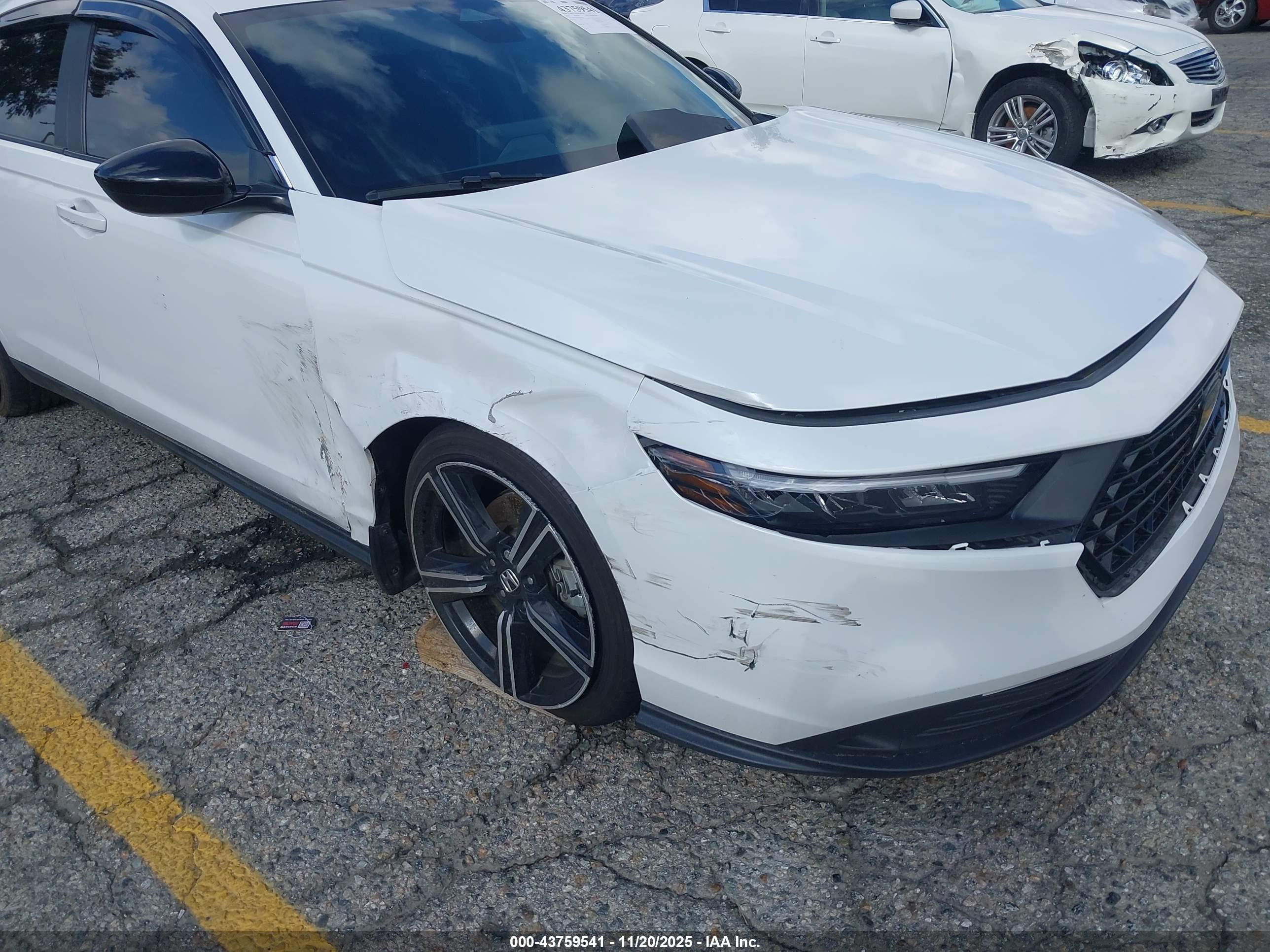 HONDA ACCORD image 6
