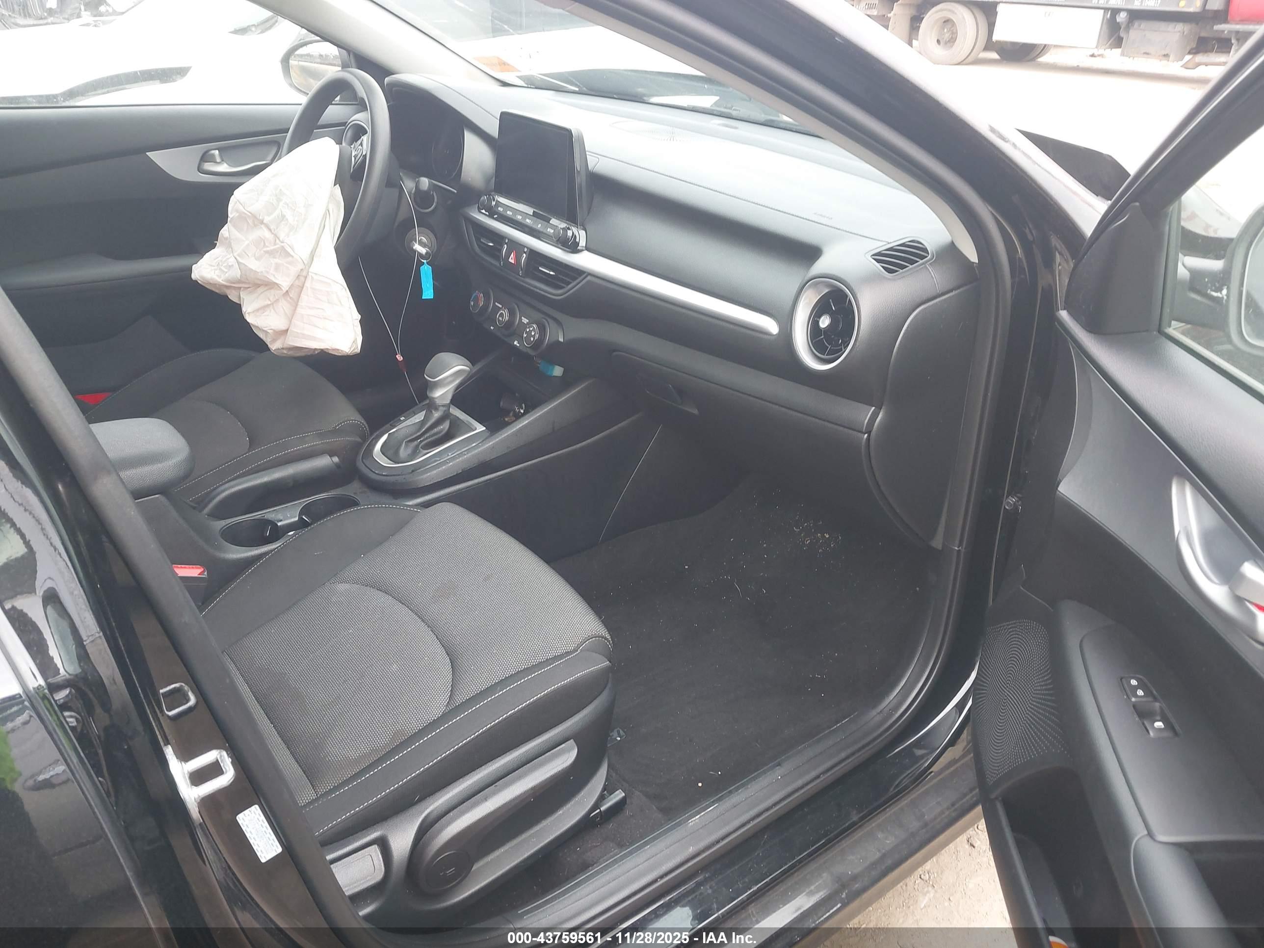 KIA FORTE image 5