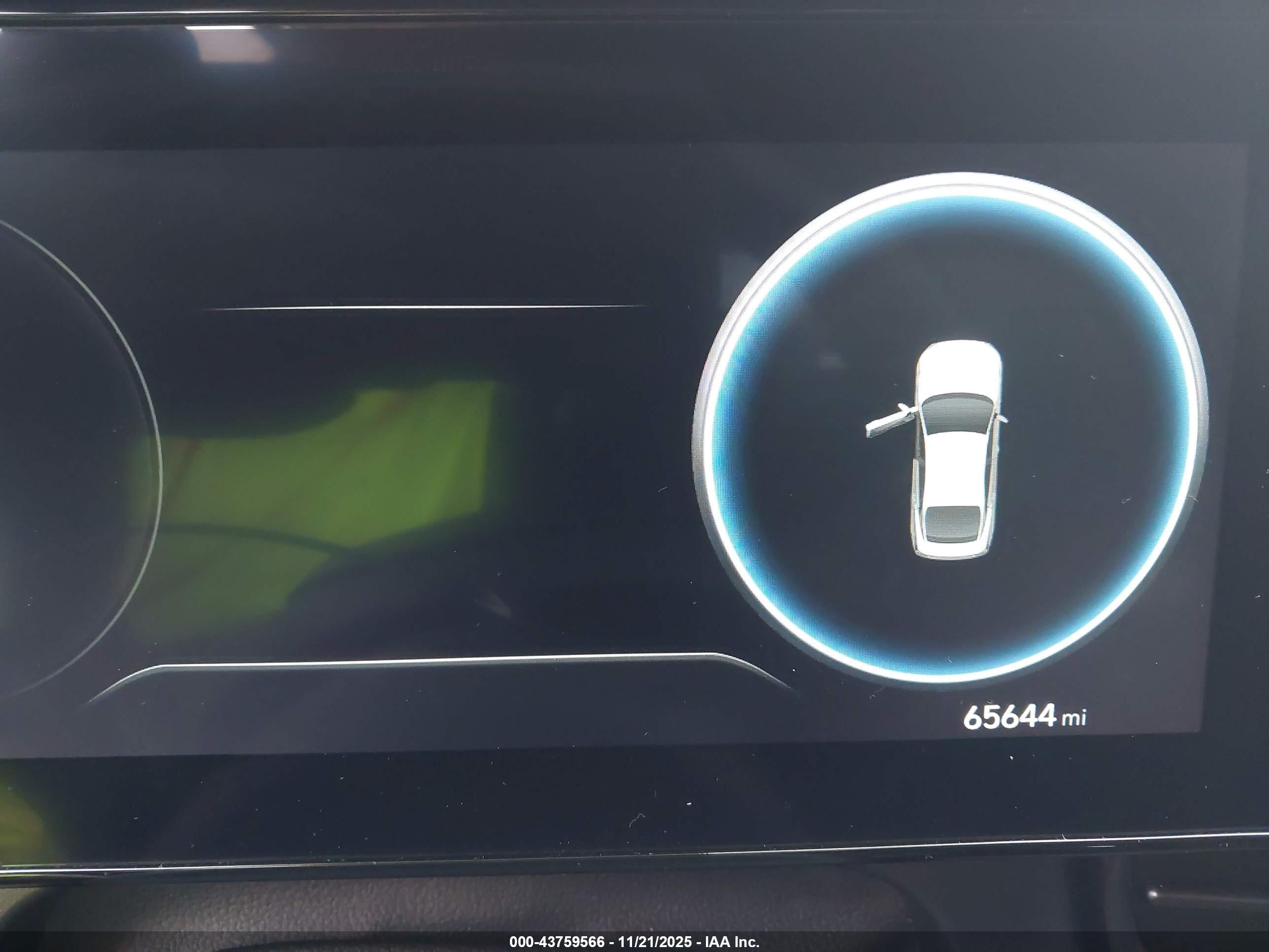 HYUNDAI ELANTRA image 7