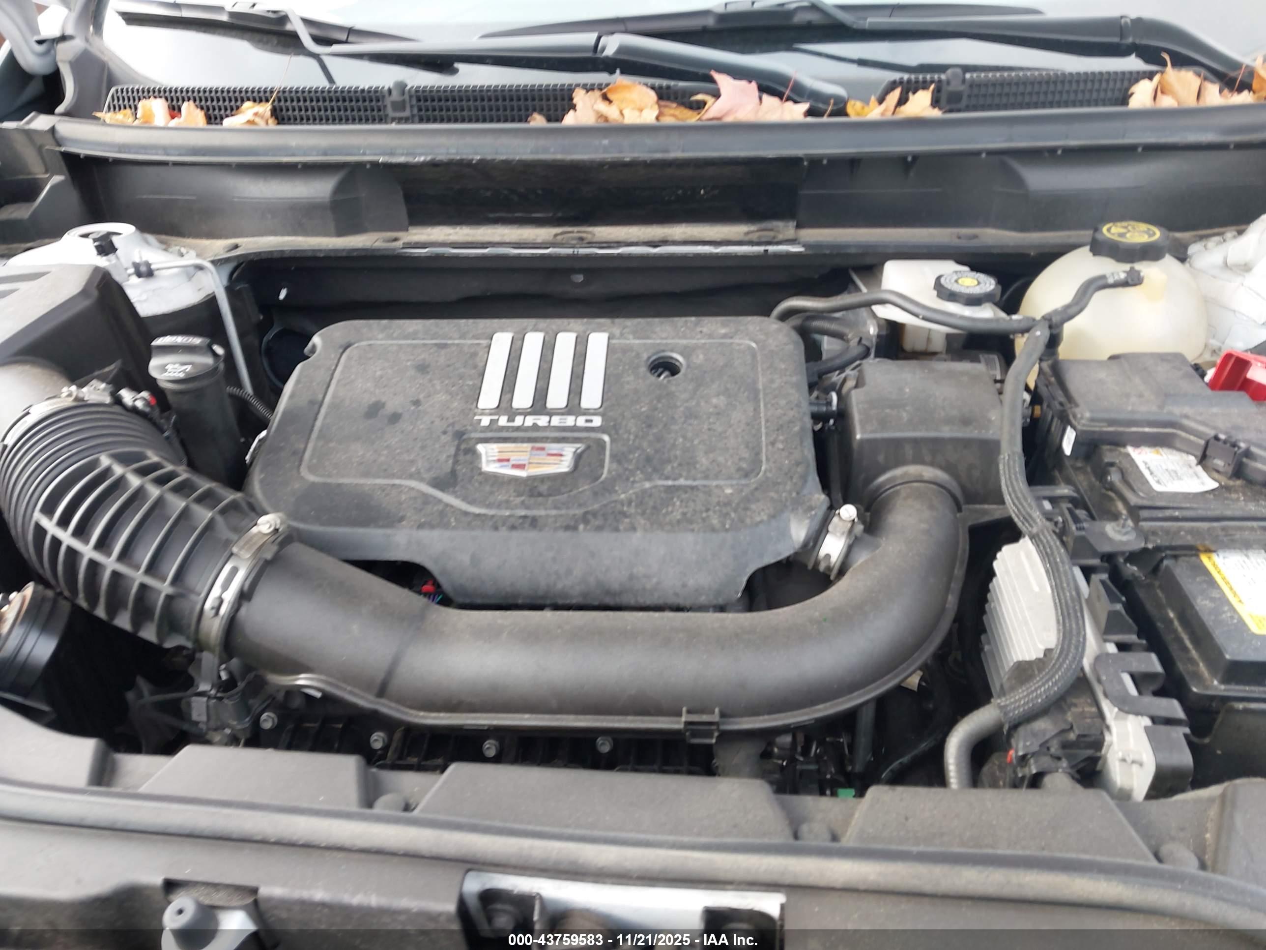 CADILLAC XT5 image 10