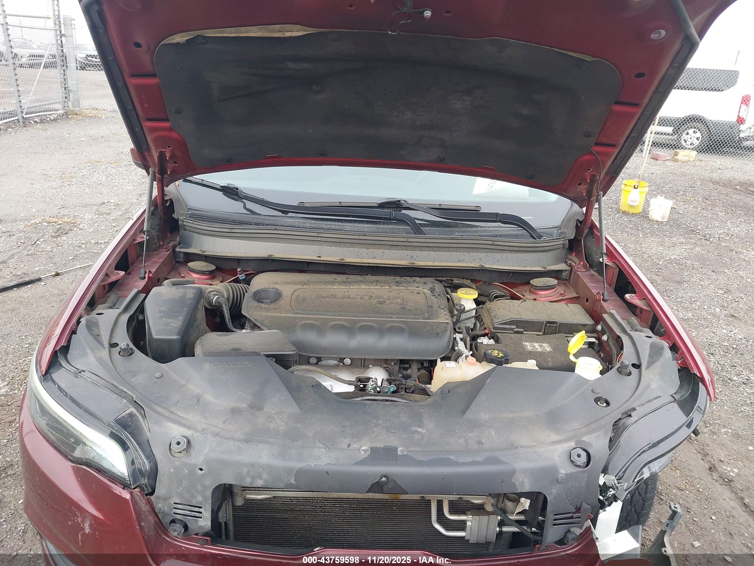 JEEP CHEROKEE image 10