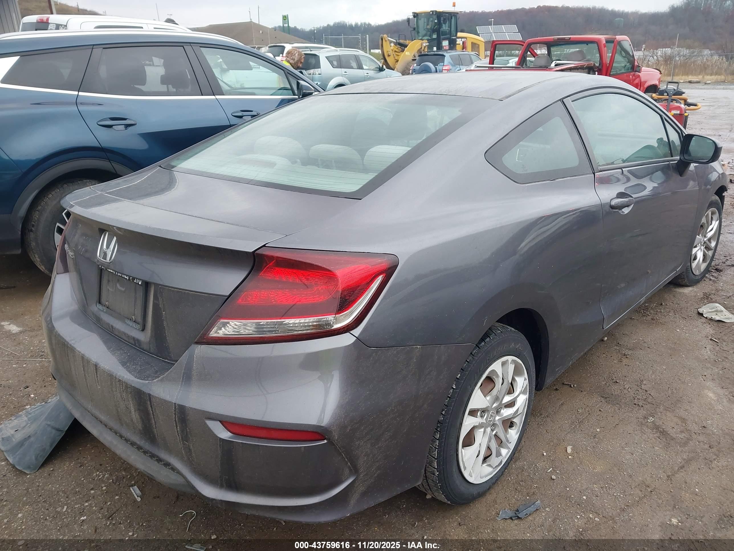 HONDA CIVIC image 4