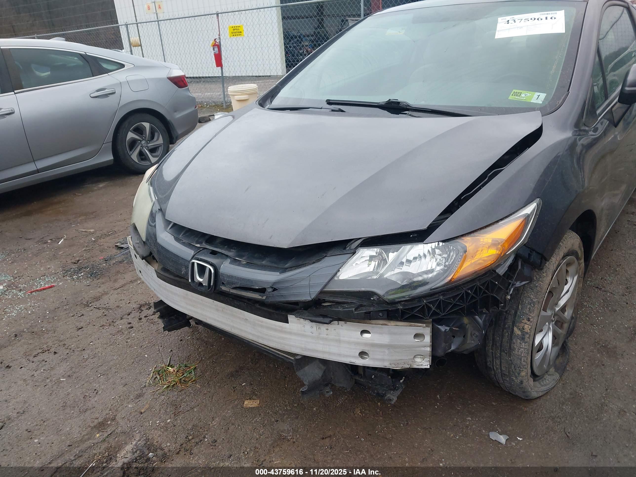 HONDA CIVIC image 6