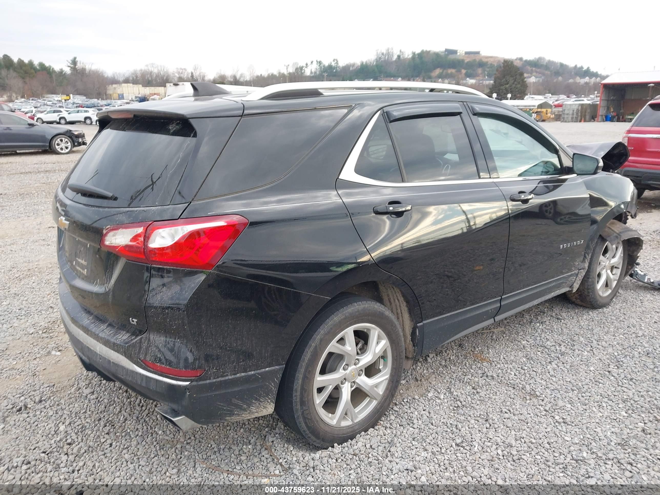 CHEVROLET EQUINOX image 4