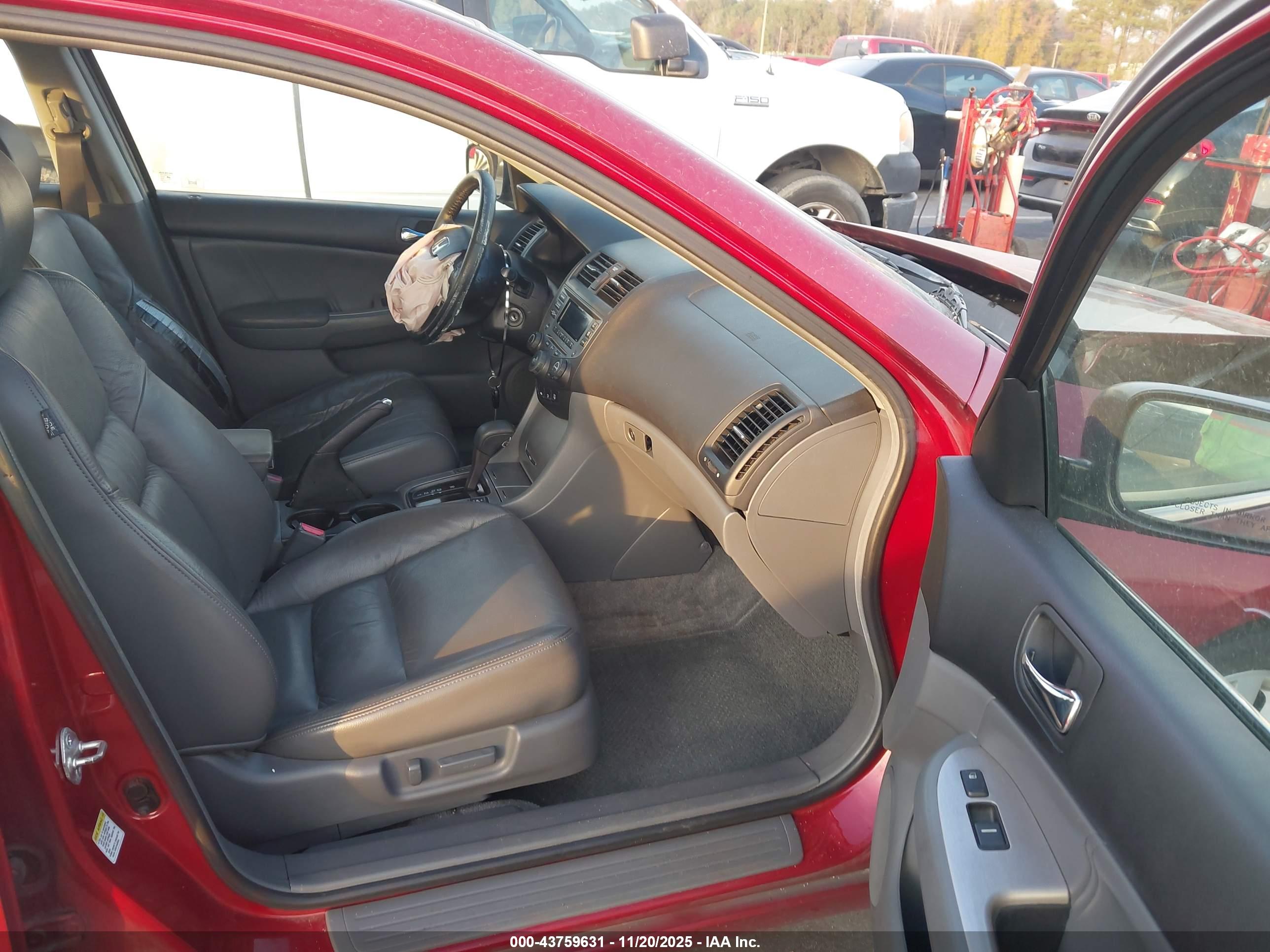 HONDA ACCORD image 5