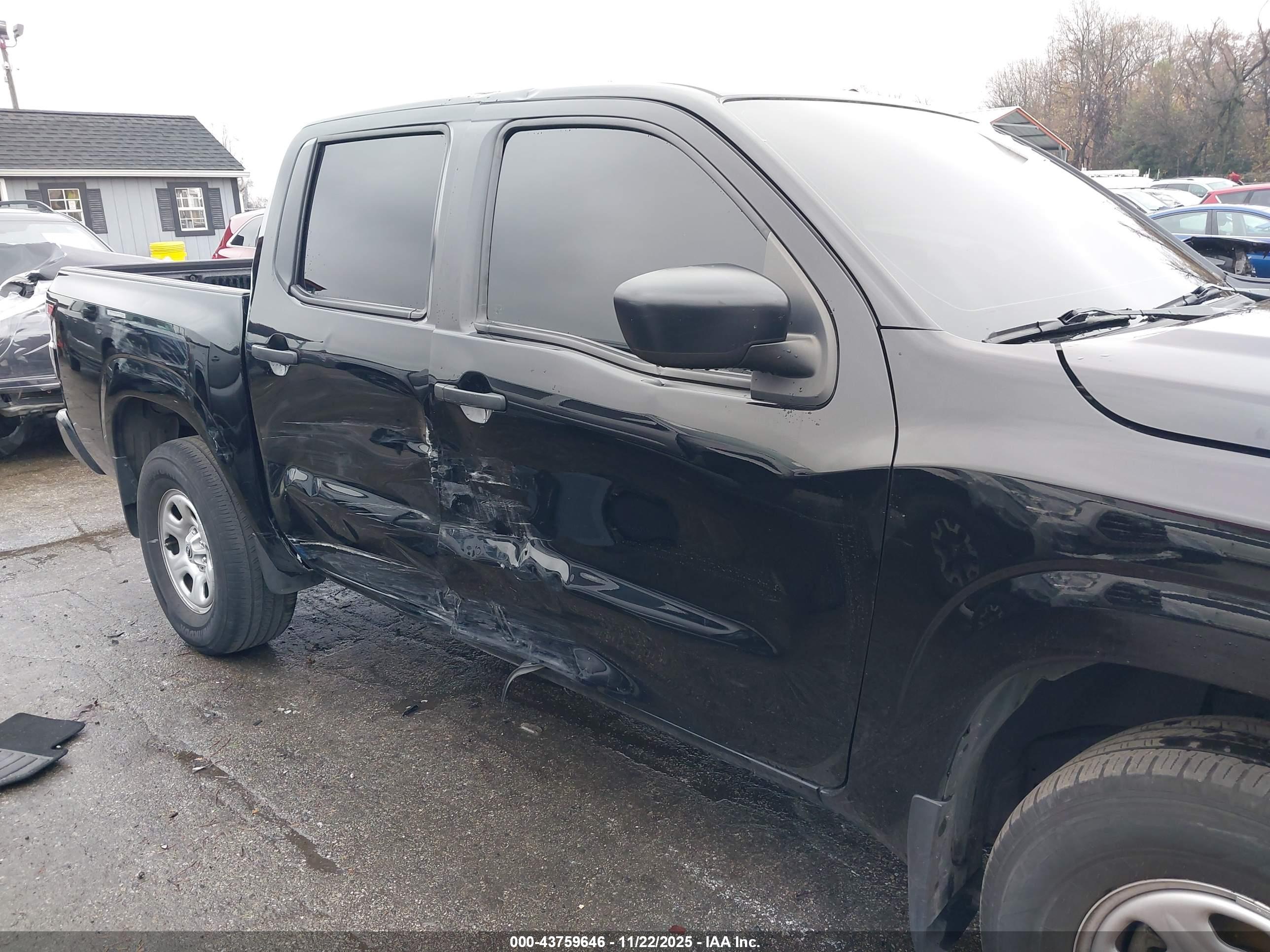NISSAN FRONTIER image 6