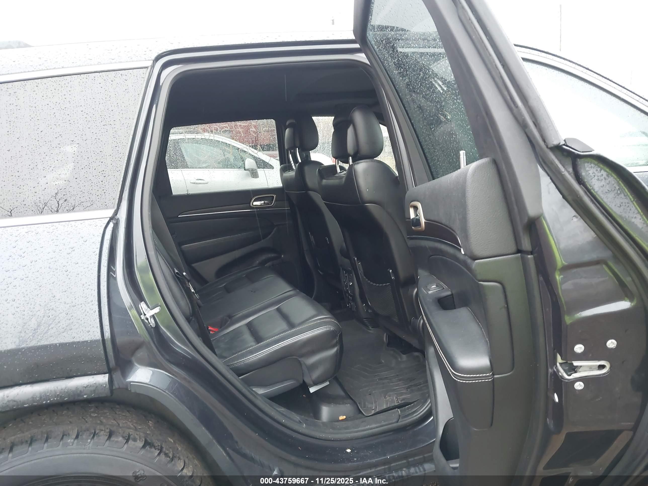 JEEP GRAND image 8