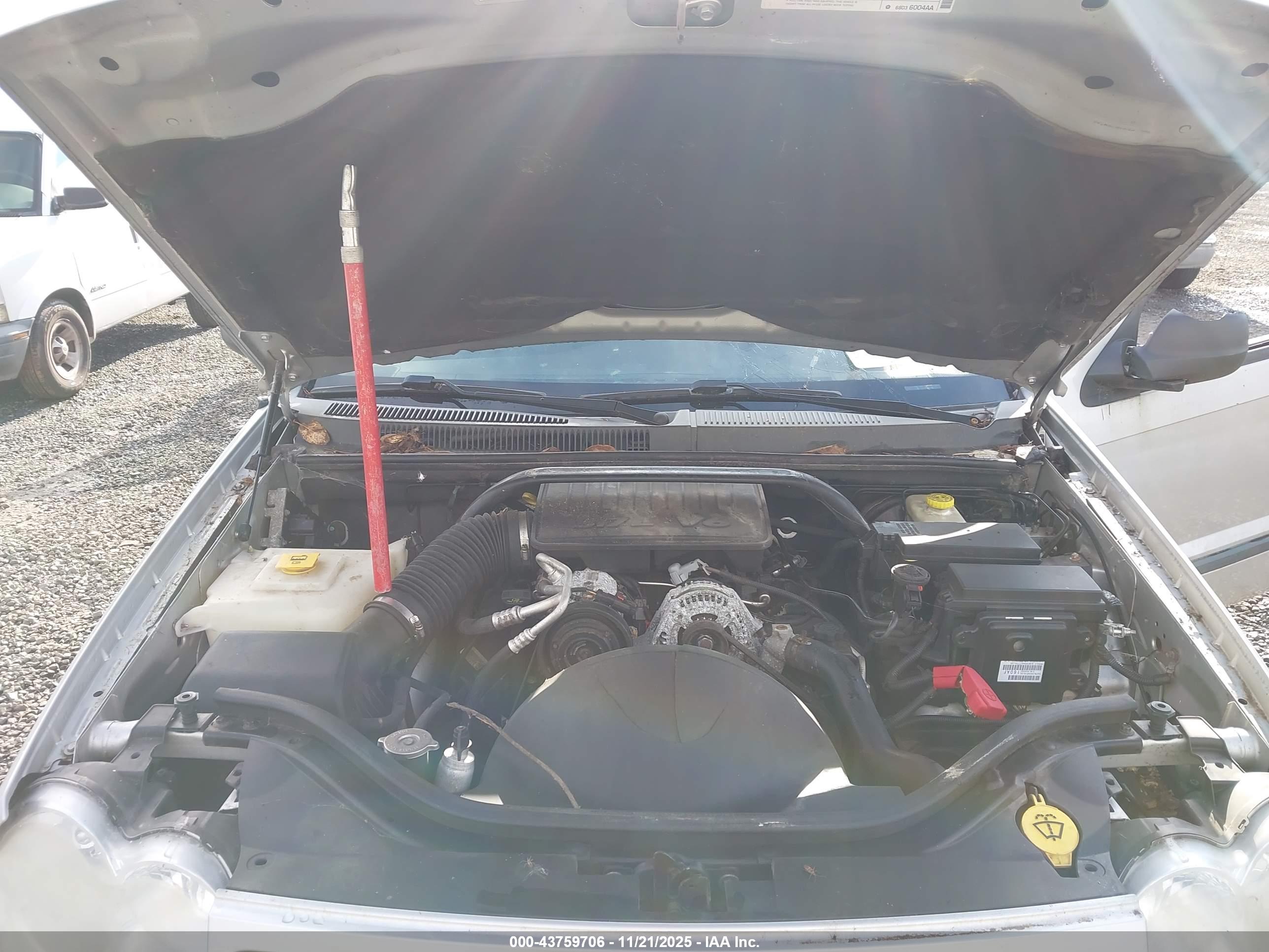 JEEP GRAND image 10