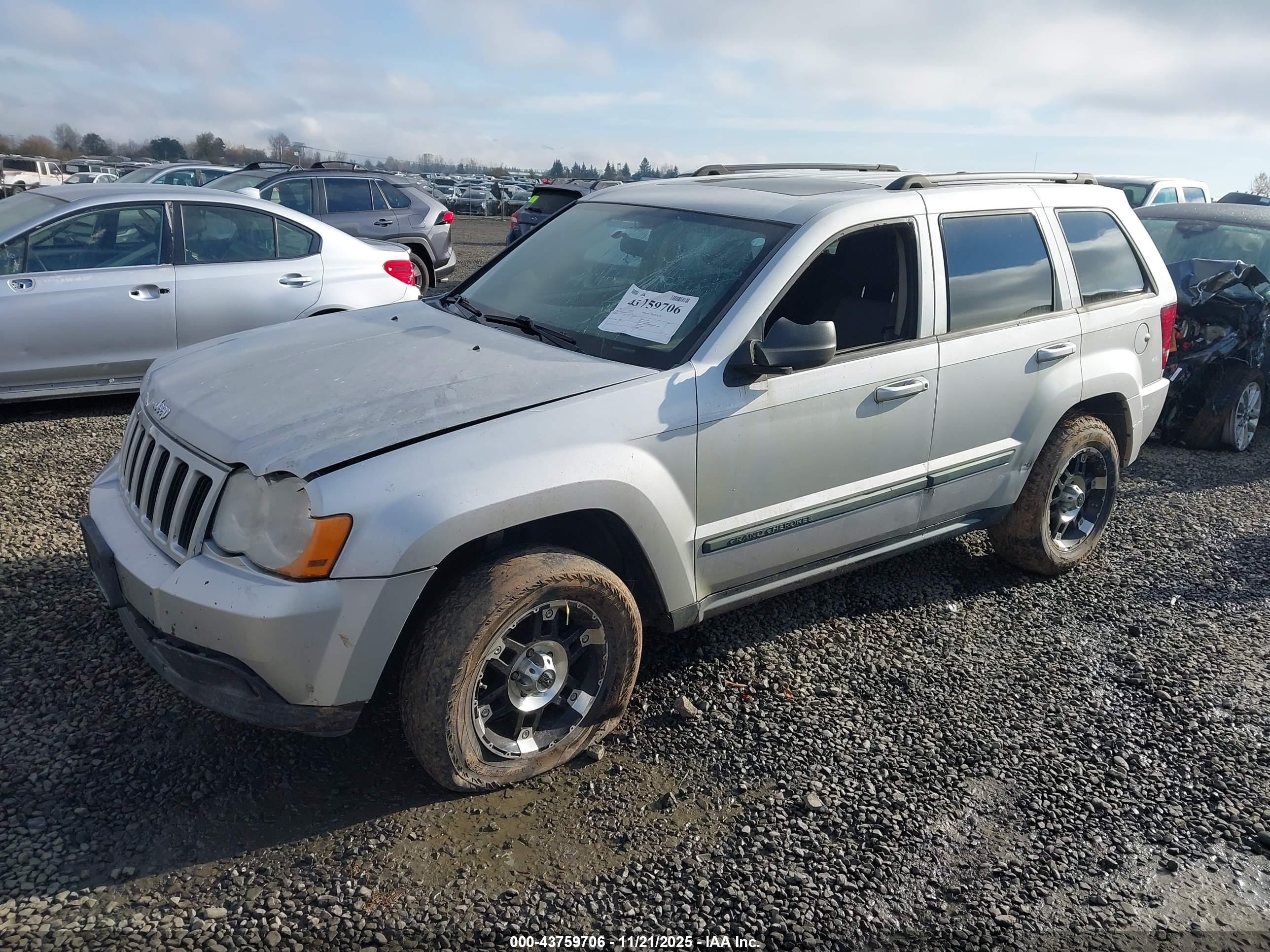 JEEP GRAND image 2