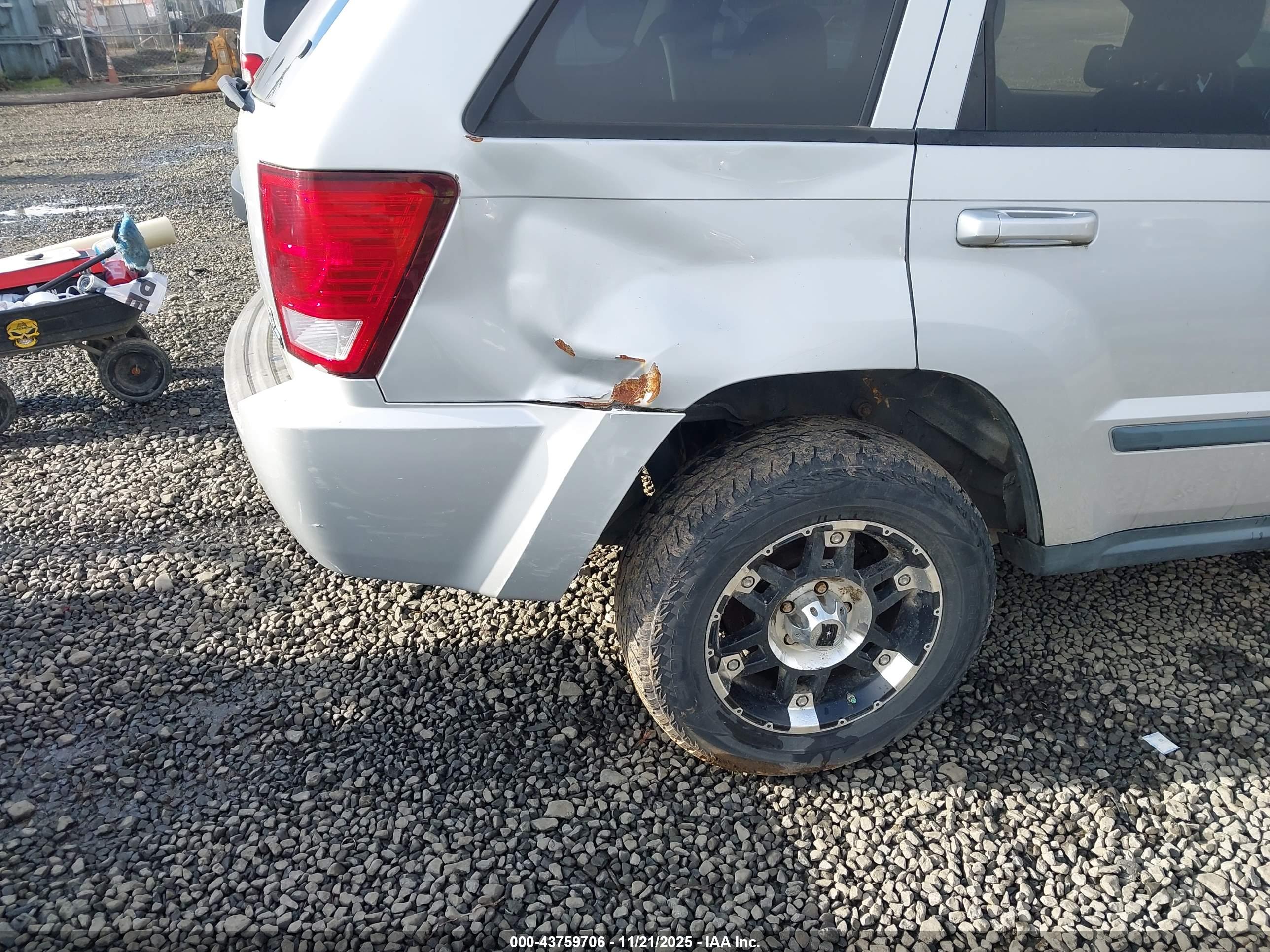 JEEP GRAND image 6