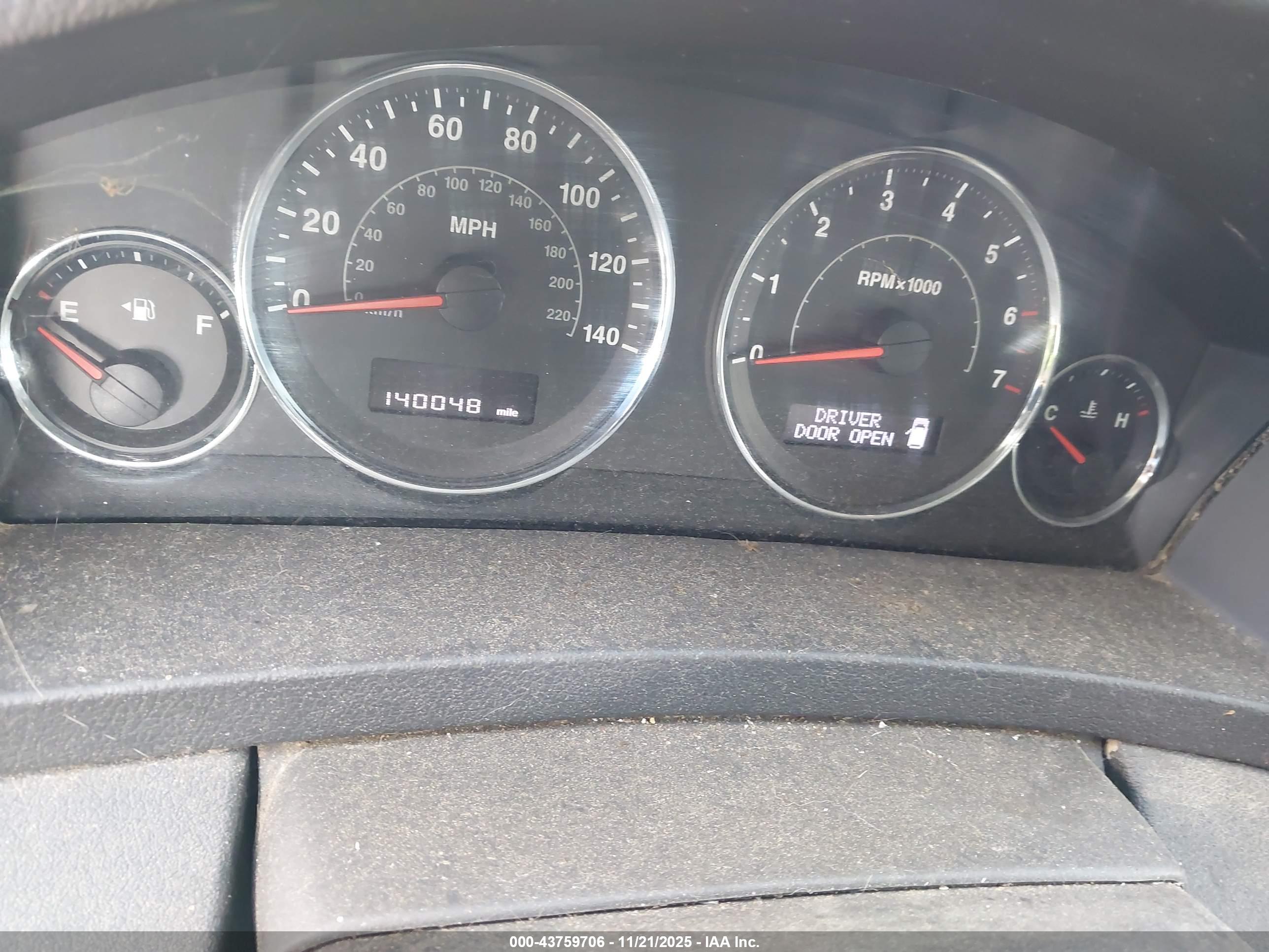 JEEP GRAND image 7