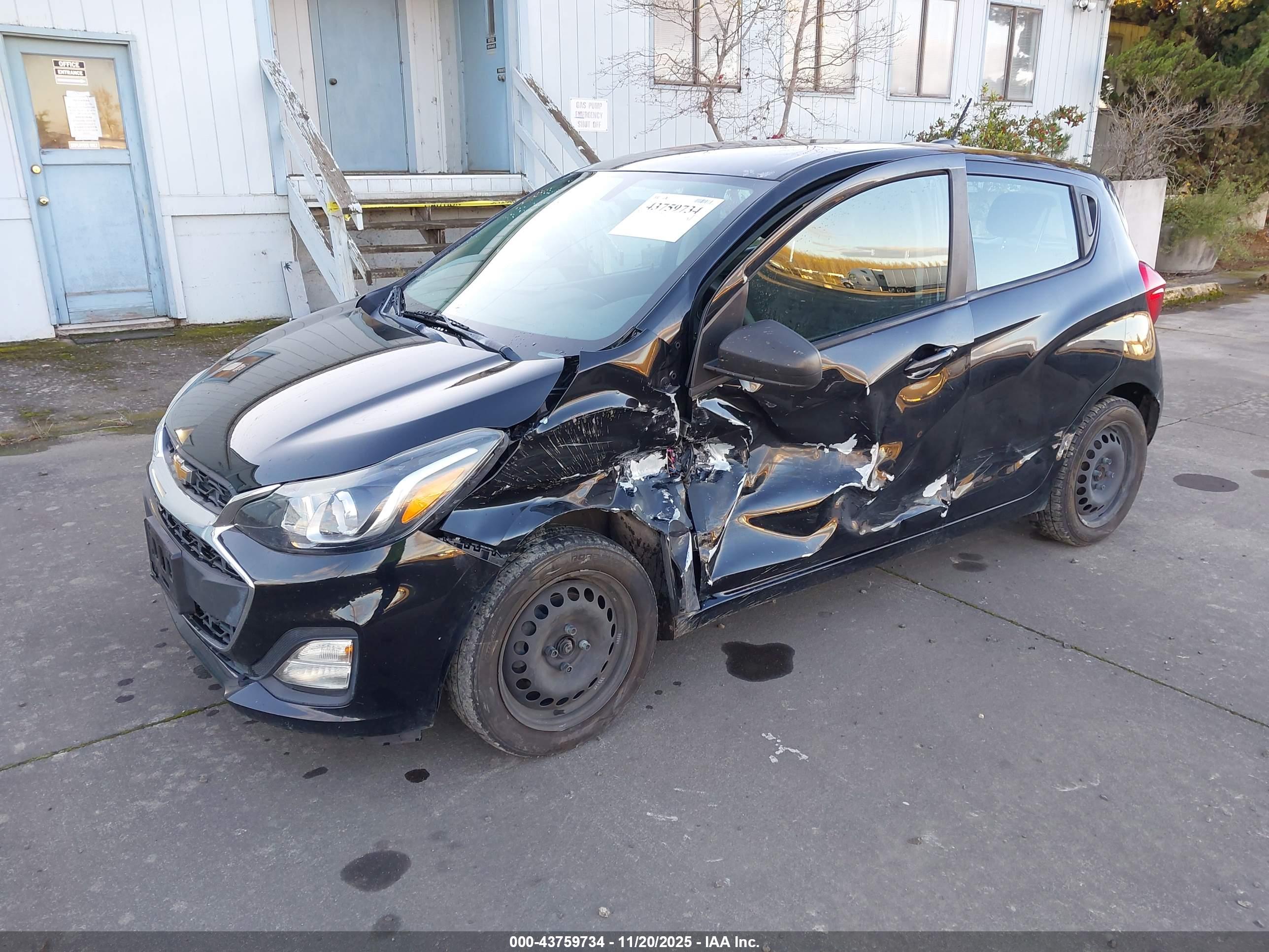 CHEVROLET SPARK image 2