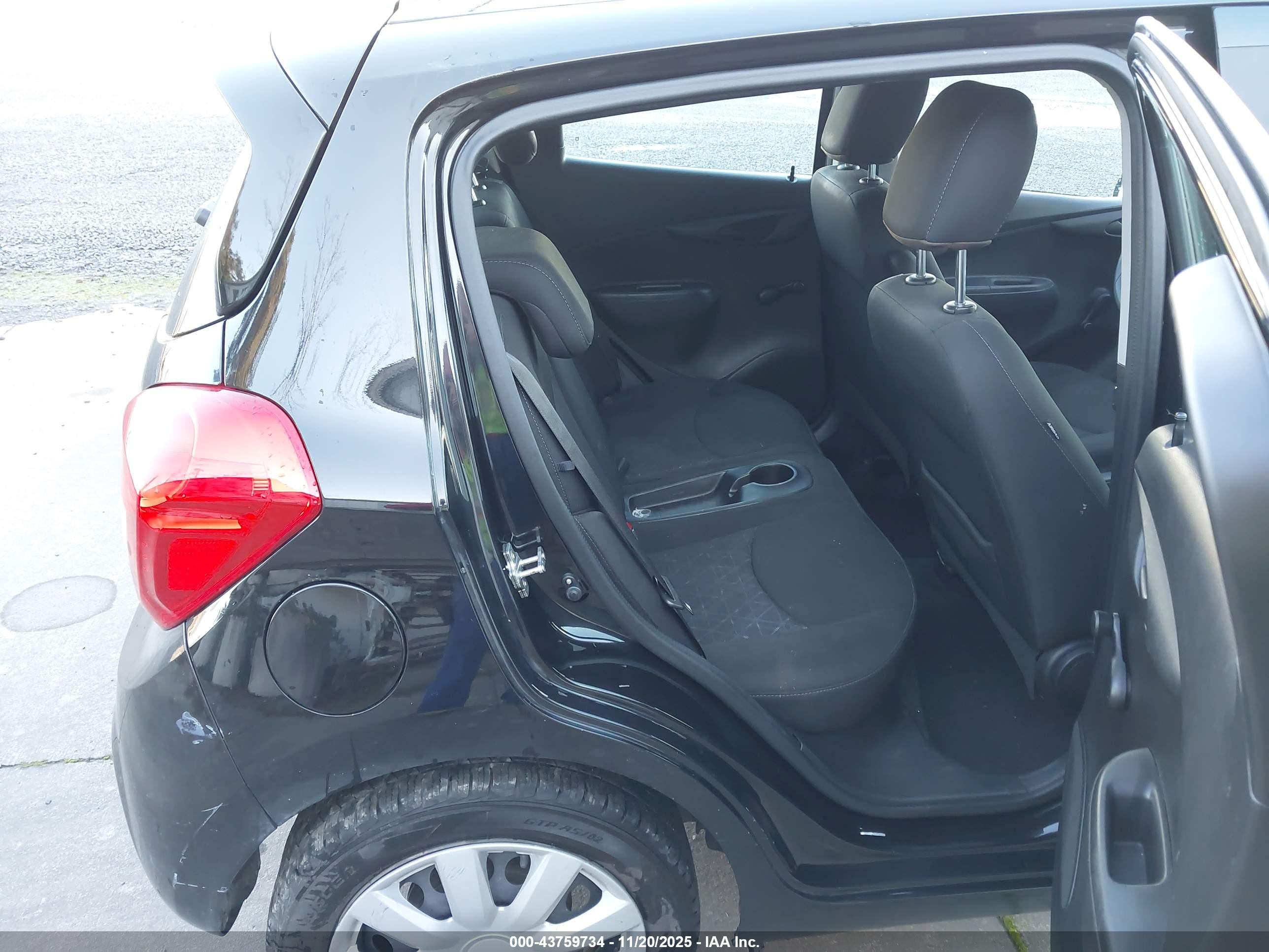 CHEVROLET SPARK image 8