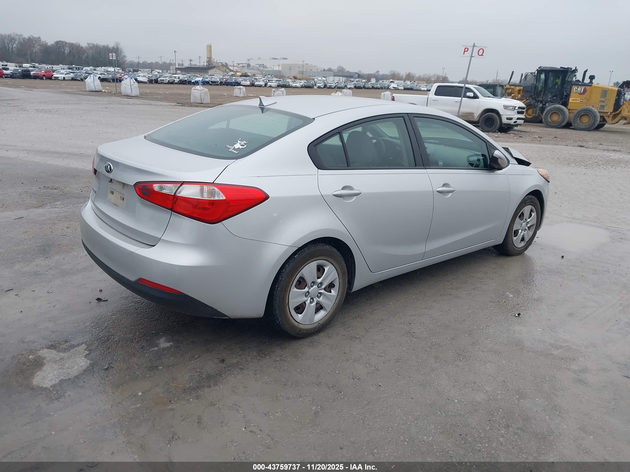 KIA FORTE image 4
