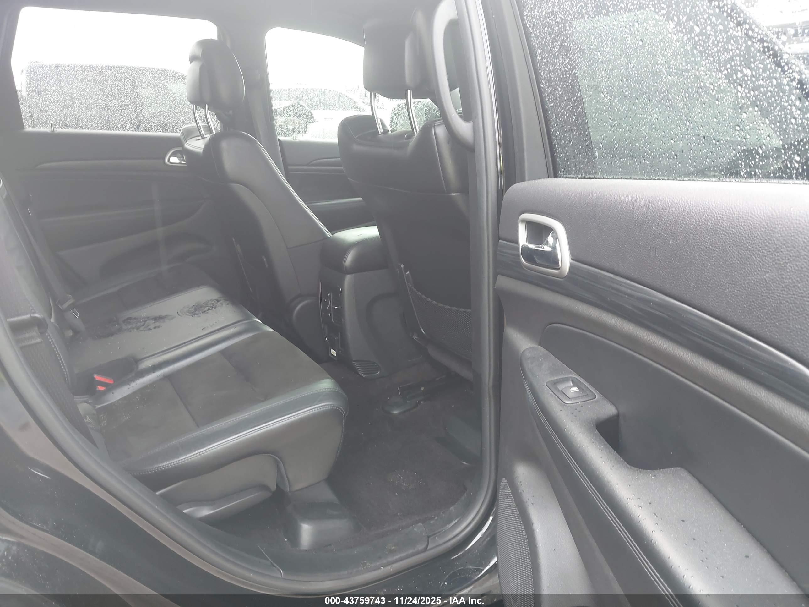 JEEP GRAND image 8