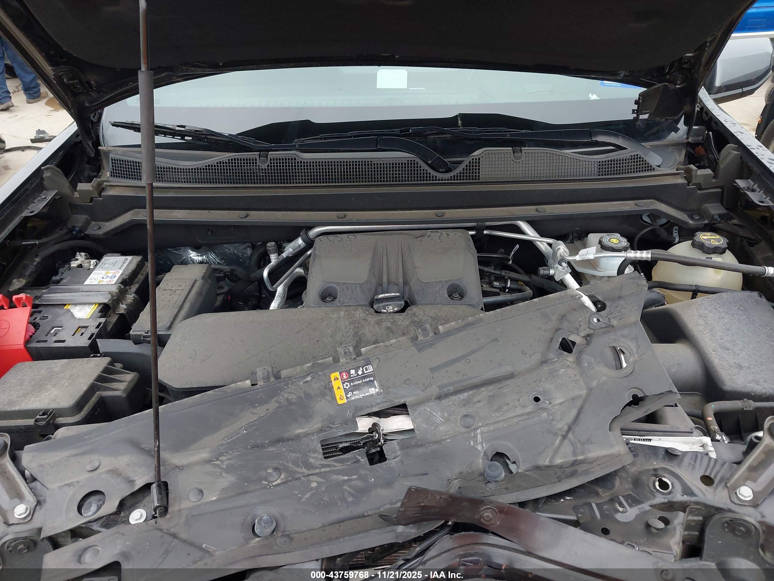 CHEVROLET COLORADO image 10