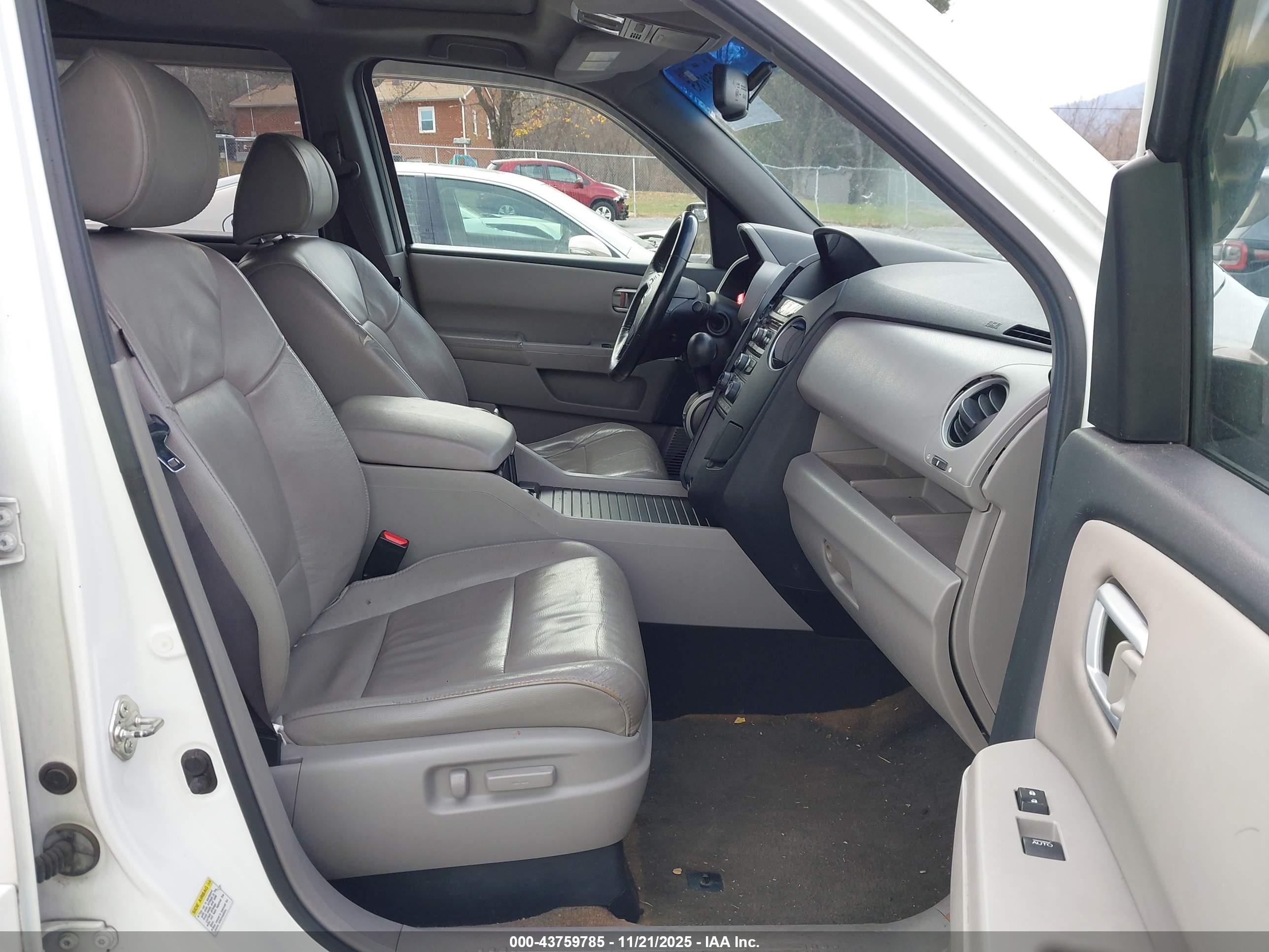 HONDA PILOT image 5