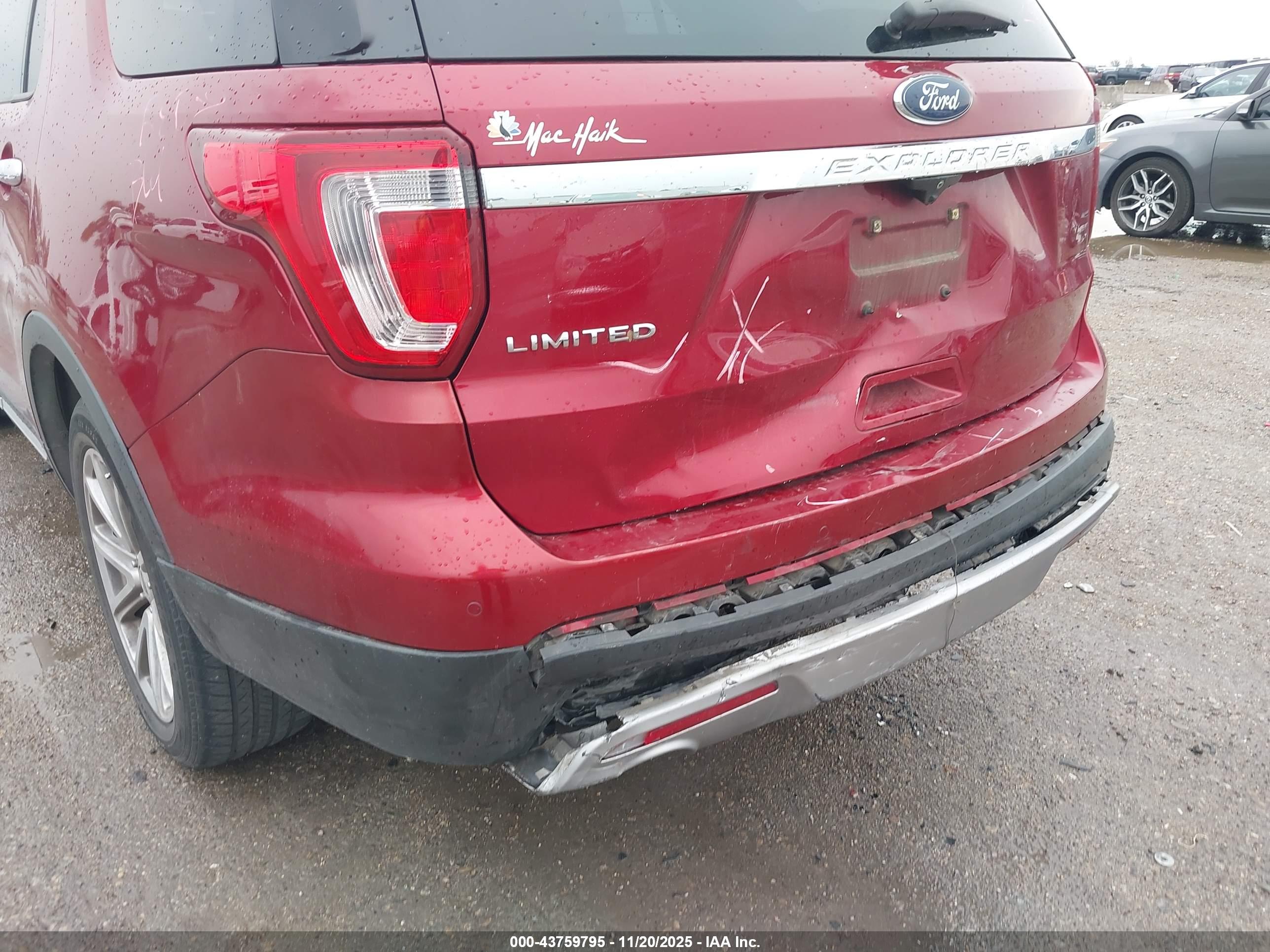 FORD EXPLORER image 6