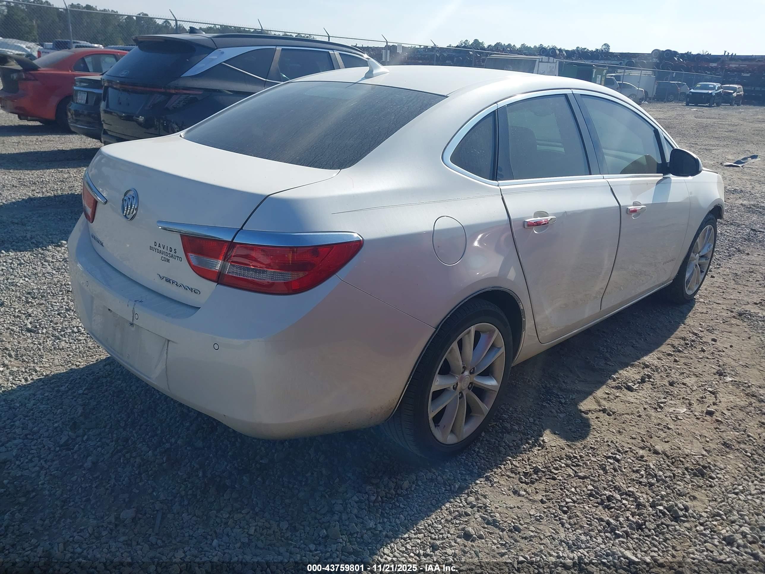 BUICK VERANO image 4