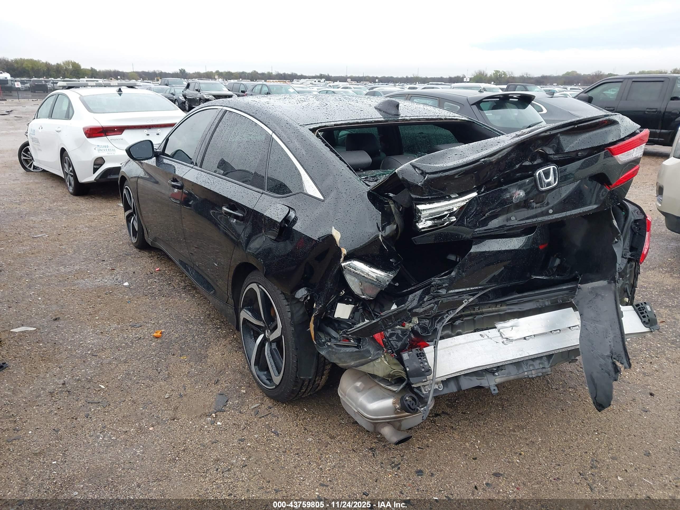 HONDA ACCORD image 3