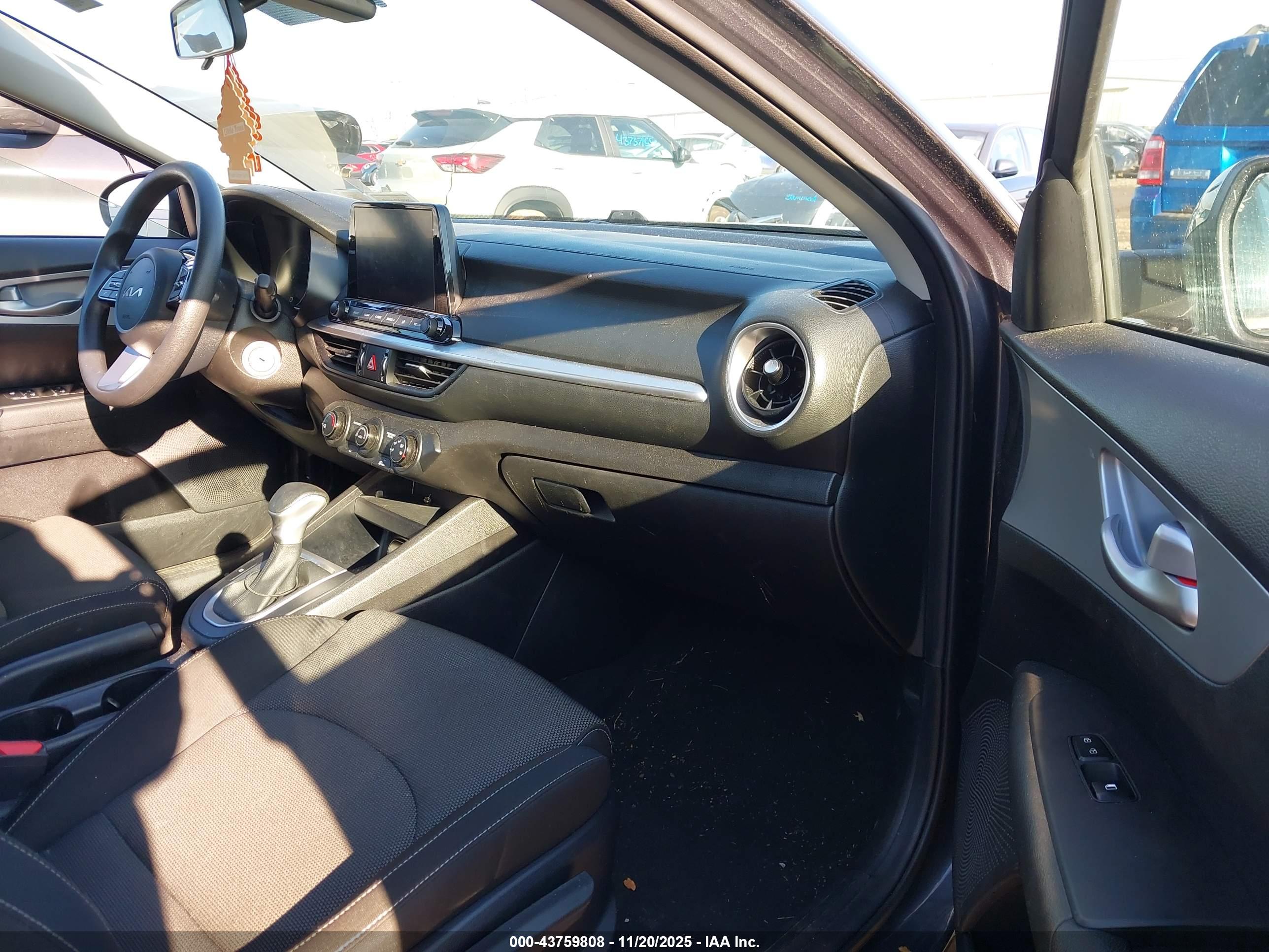 KIA FORTE image 5