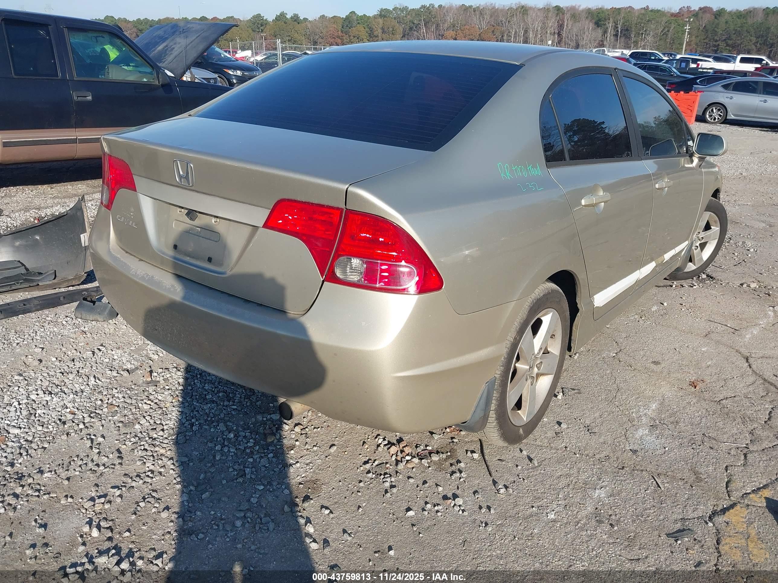 HONDA CIVIC image 4