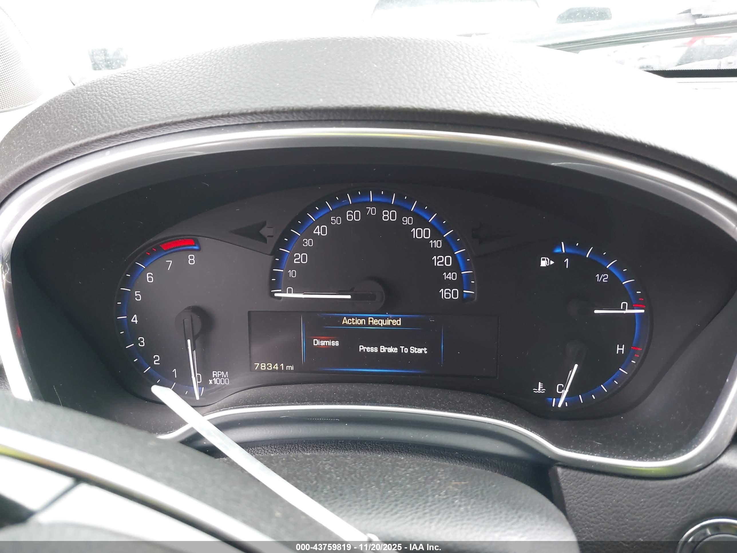 CADILLAC SRX image 7