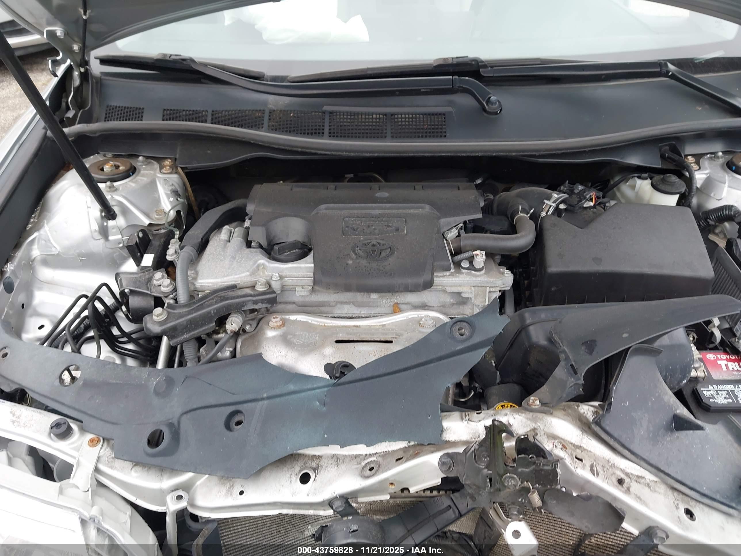 TOYOTA CAMRY image 10
