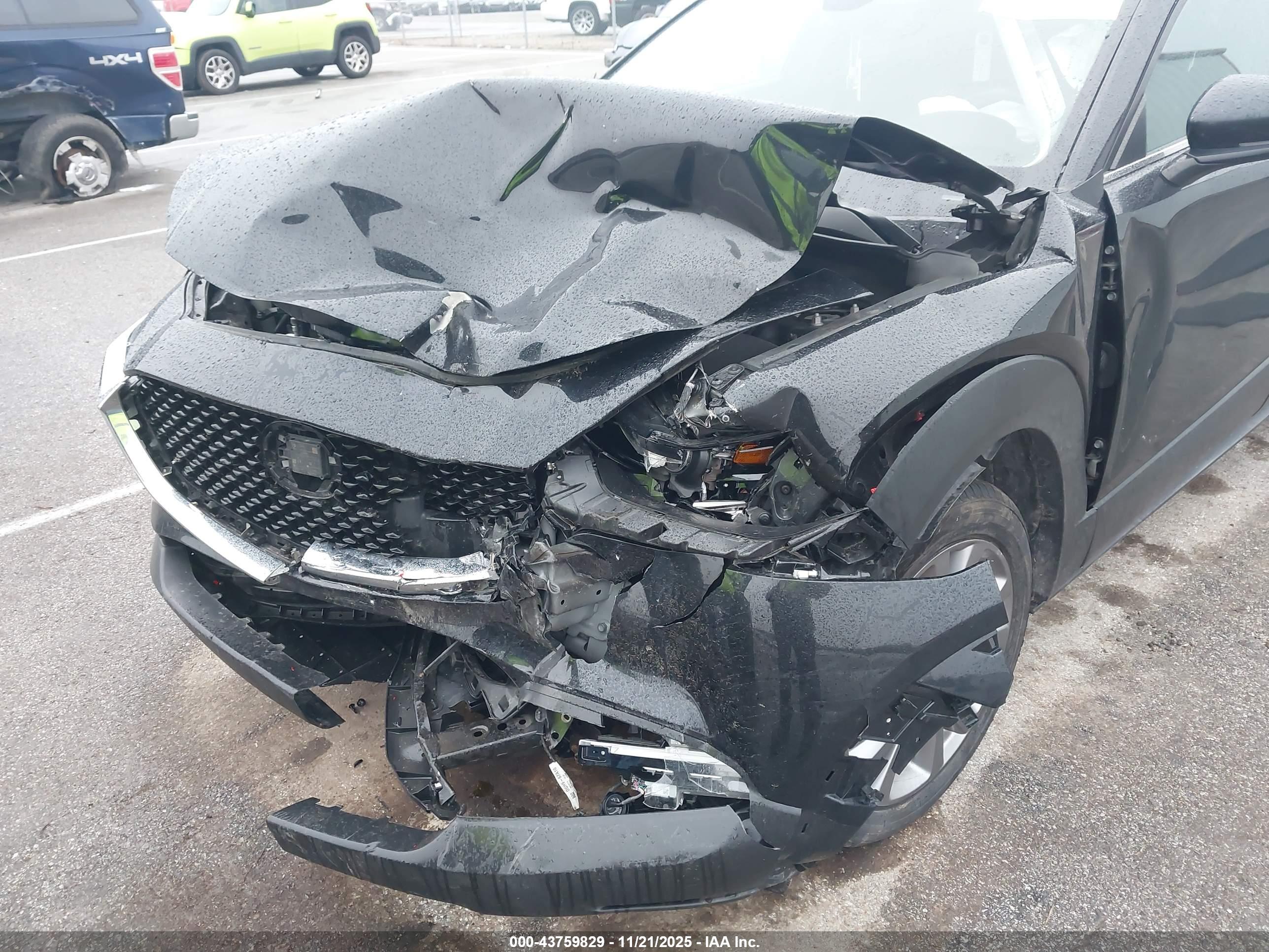 MAZDA CX-30 image 6