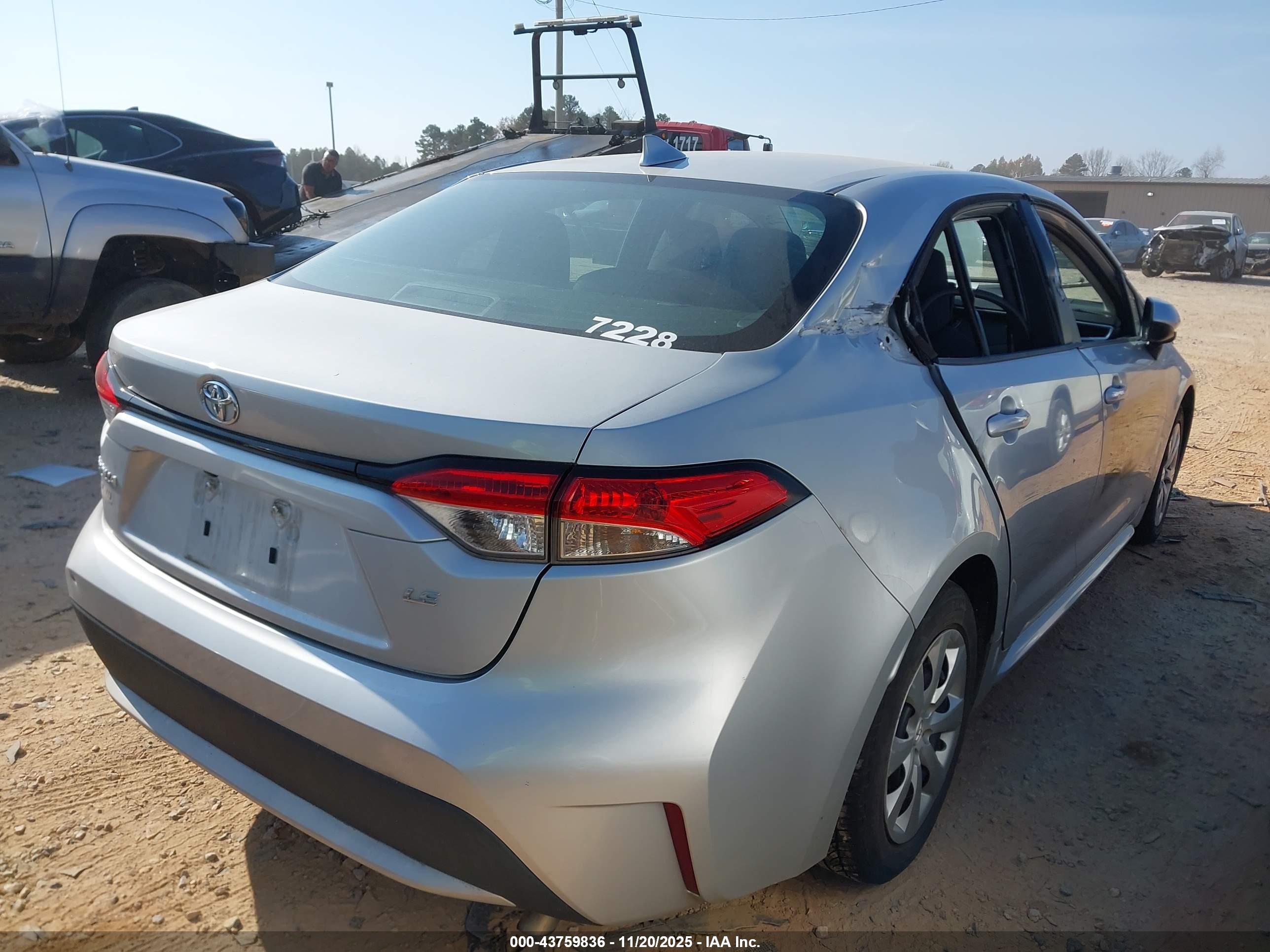 TOYOTA COROLLA image 4