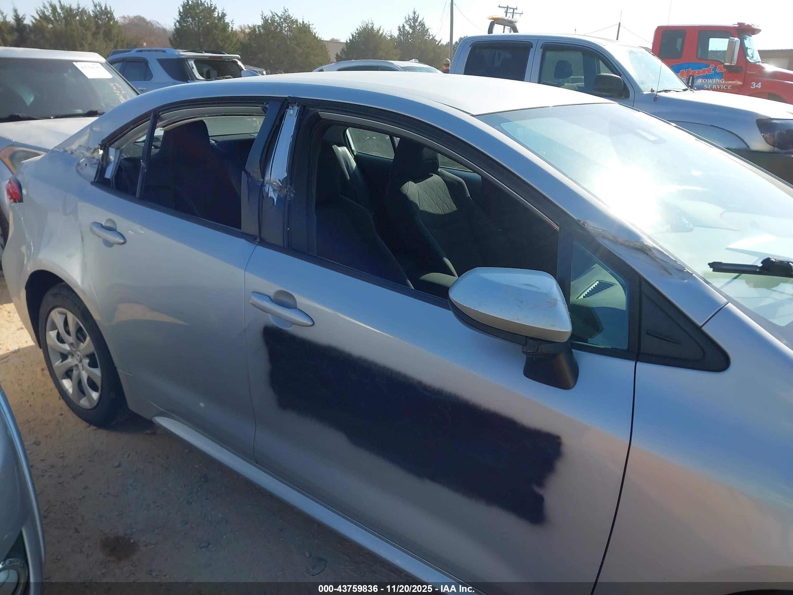 TOYOTA COROLLA image 6